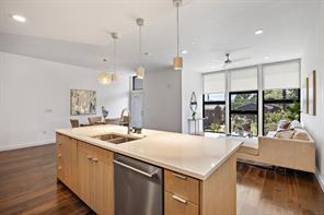 1322 E 12th St # 404, Austin, TX 78702