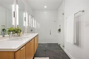 1322 E 12th St # 404, Austin, TX 78702