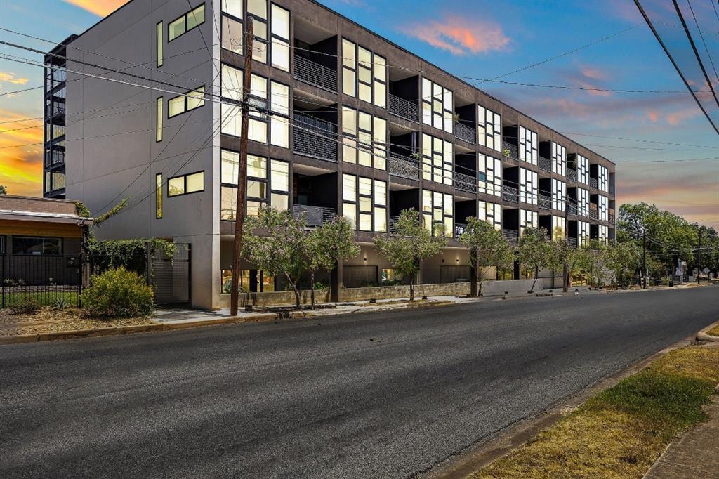 1322 E 12th St # 404, Austin, TX 78702