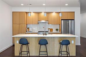 1322 E 12th St # 404, Austin, TX 78702