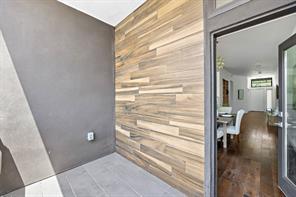 1322 E 12th St # 404, Austin, TX 78702