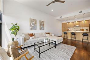 1322 E 12th St # 404, Austin, TX 78702