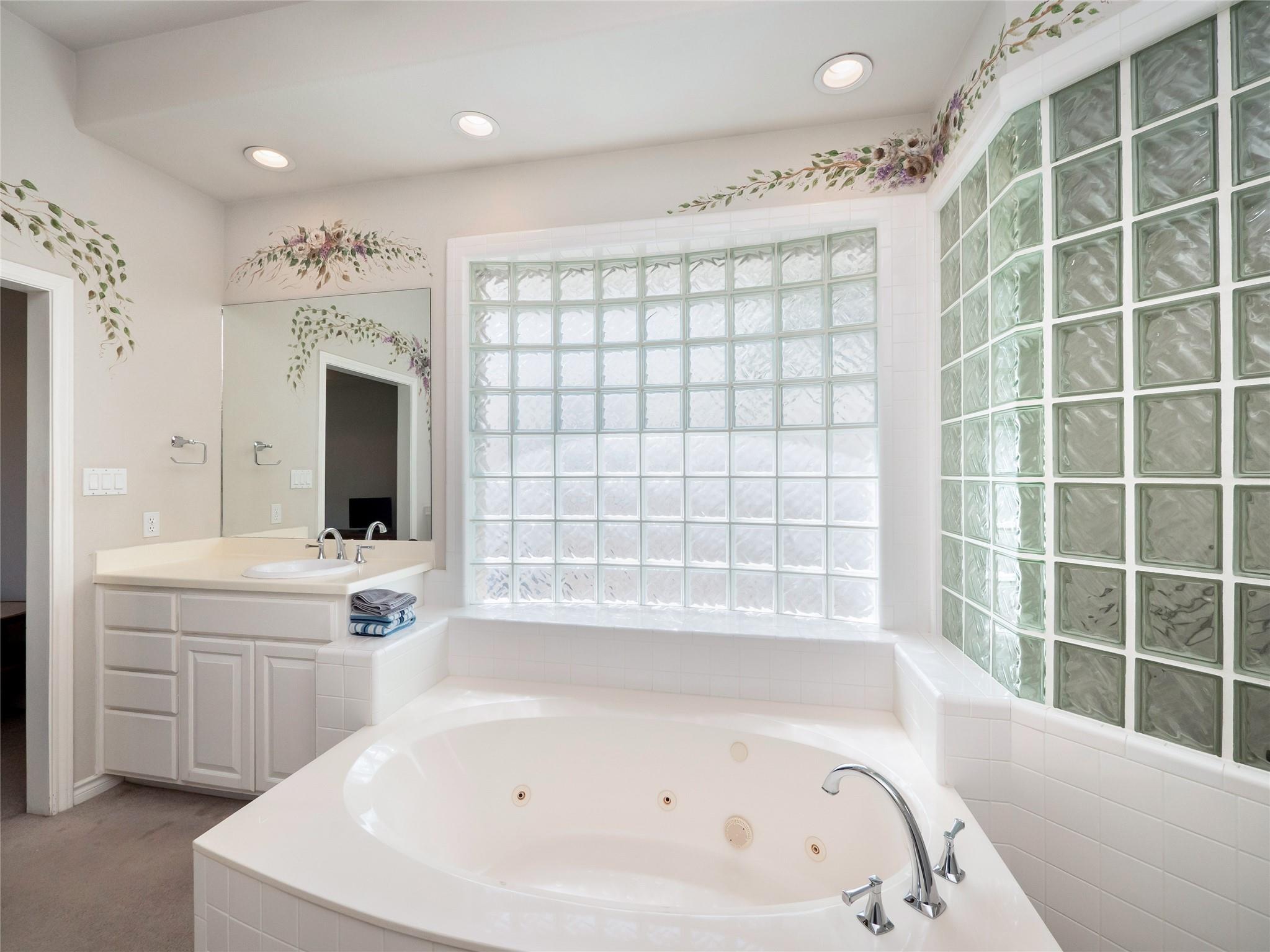 5654 Rain Creek Pkwy, Austin, TX 78759