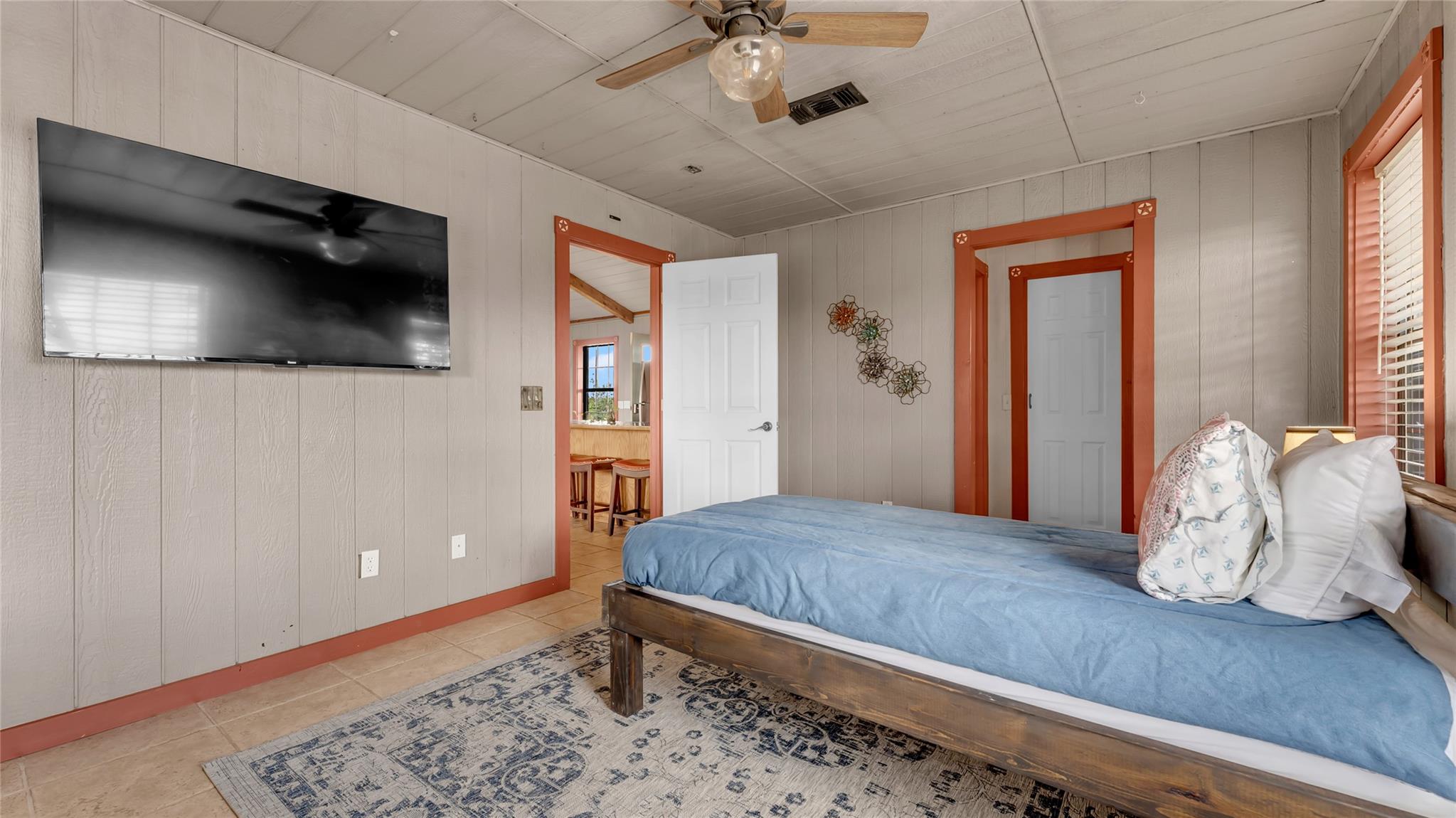 127 Offer Ln, Llano, TX 78643