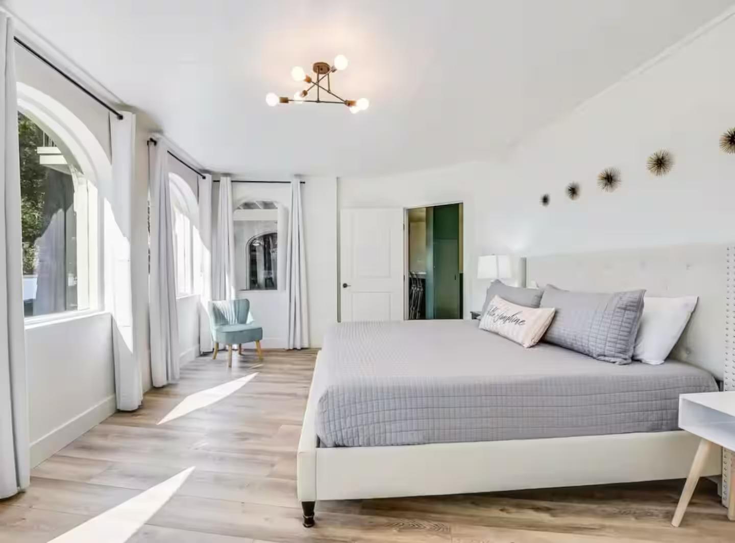 1263 Terminal Loop Rd, McQueeney, TX 78123