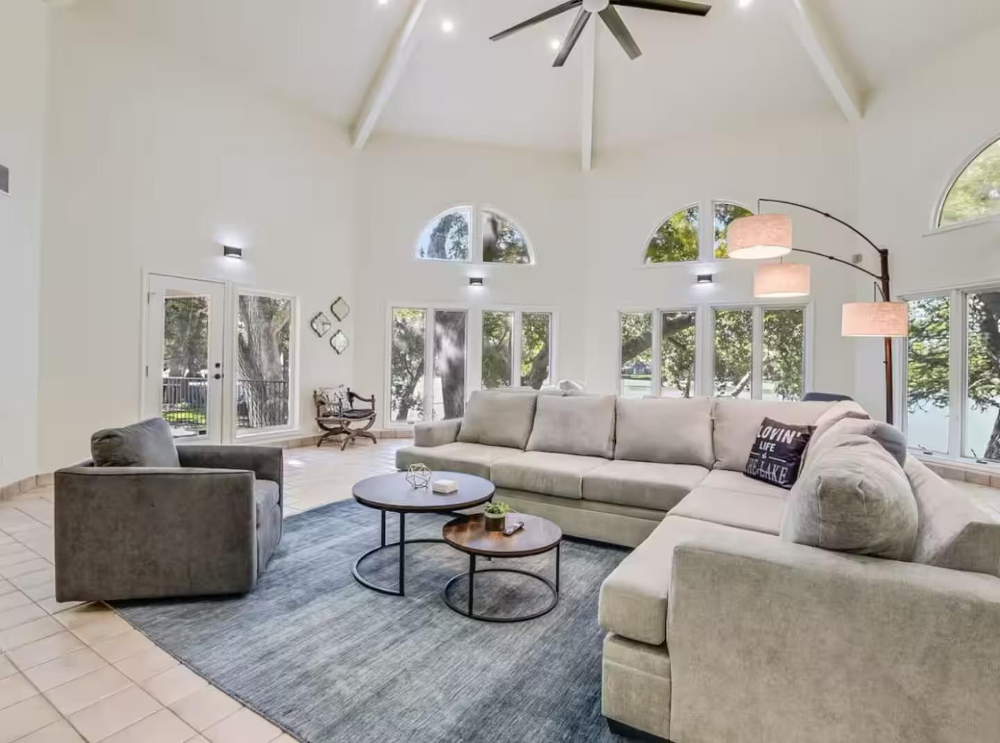 1263 Terminal Loop Rd, McQueeney, TX 78123