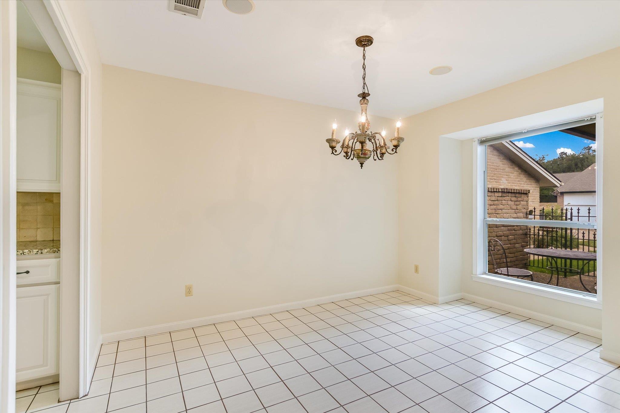 4615 Pinehurst Dr S # D, Austin, TX 78747