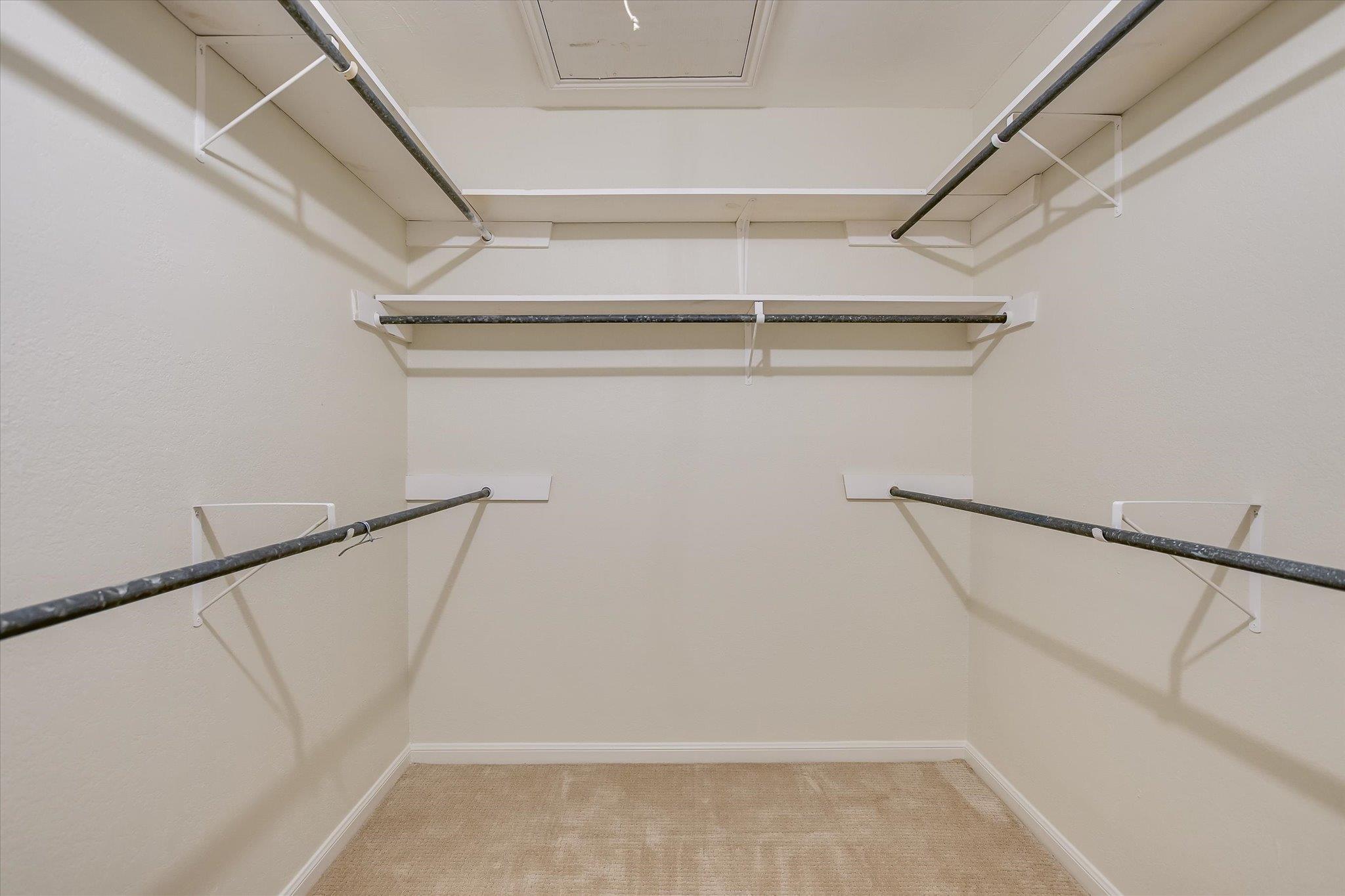 4615 Pinehurst Dr S # D, Austin, TX 78747