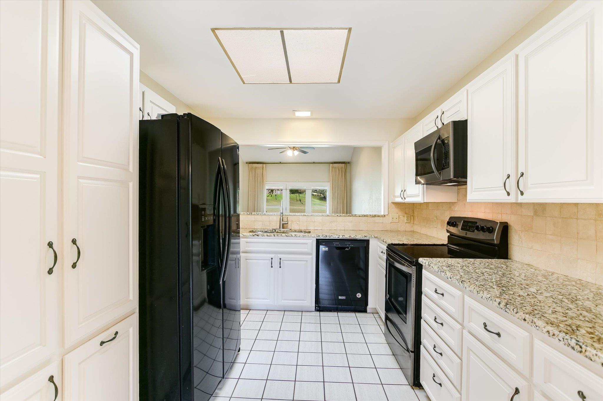 4615 Pinehurst Dr S # D, Austin, TX 78747