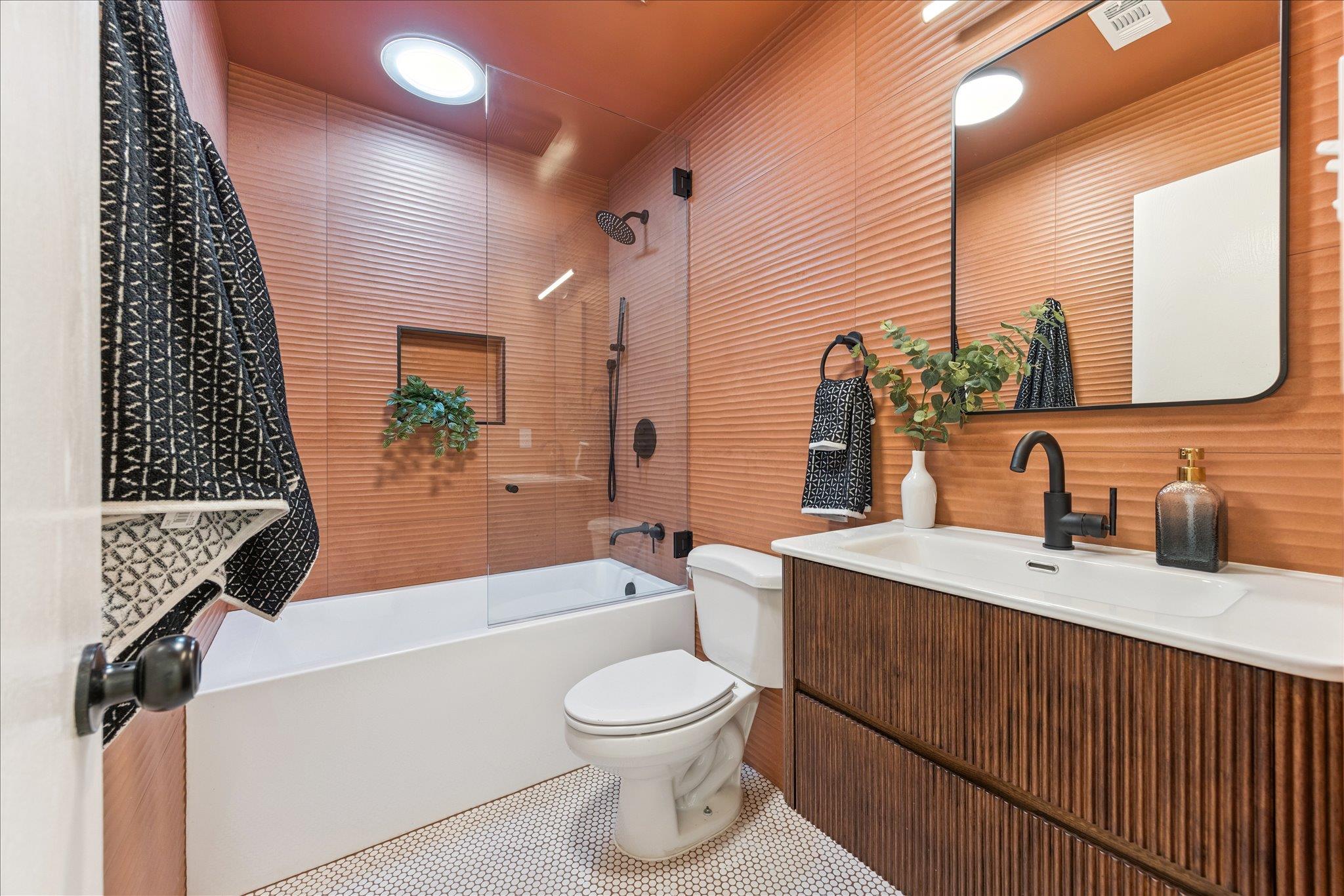 2512 Burly Oak Dr, Austin, TX 78745