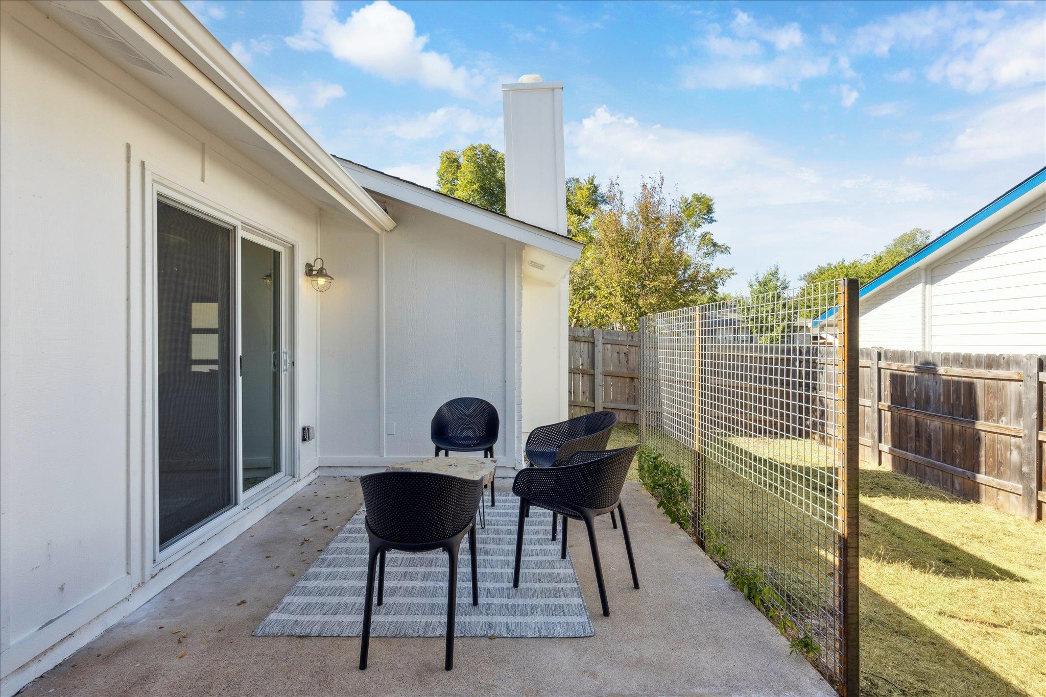 2512 Burly Oak Dr, Austin, TX 78745