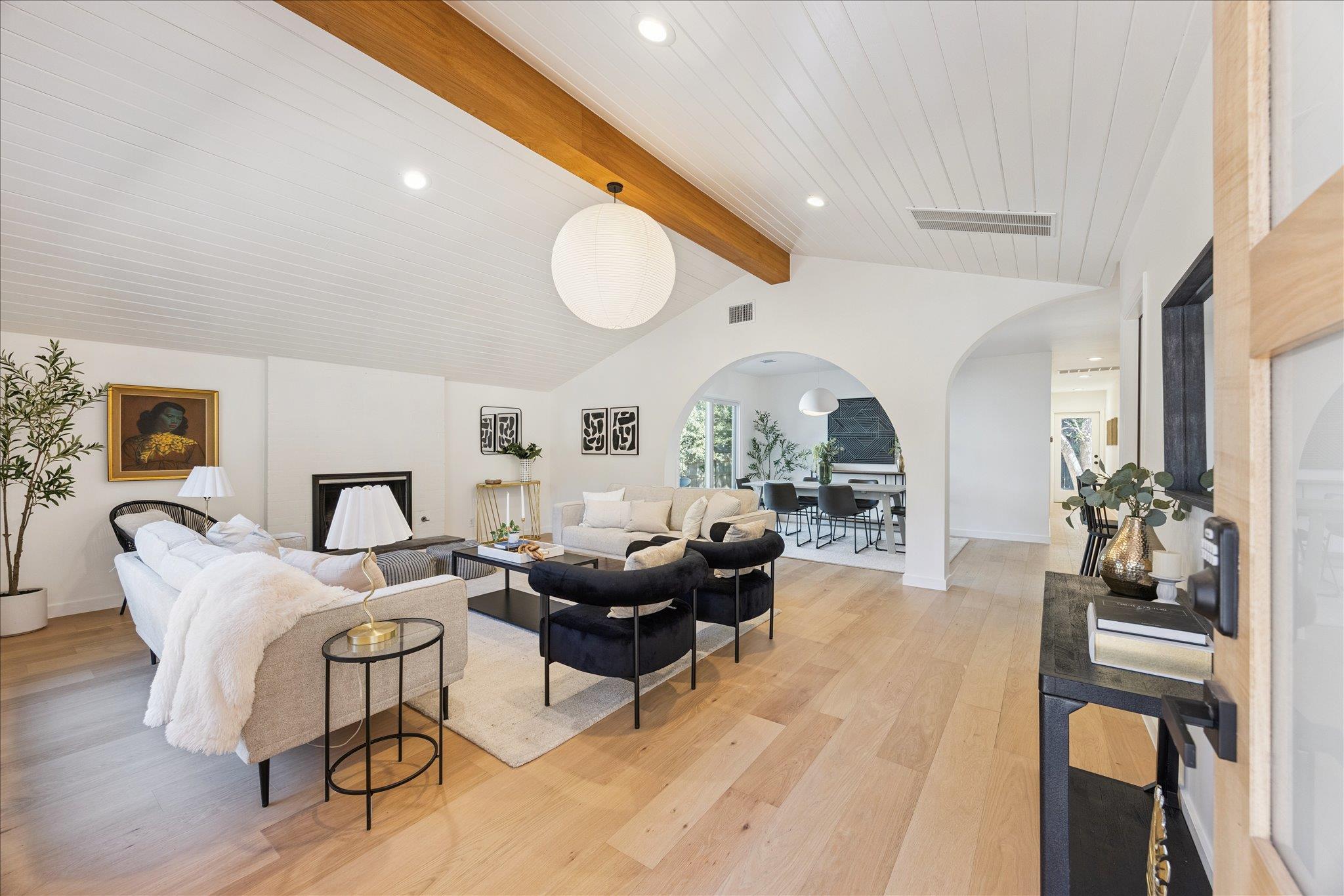 2512 Burly Oak Dr, Austin, TX 78745