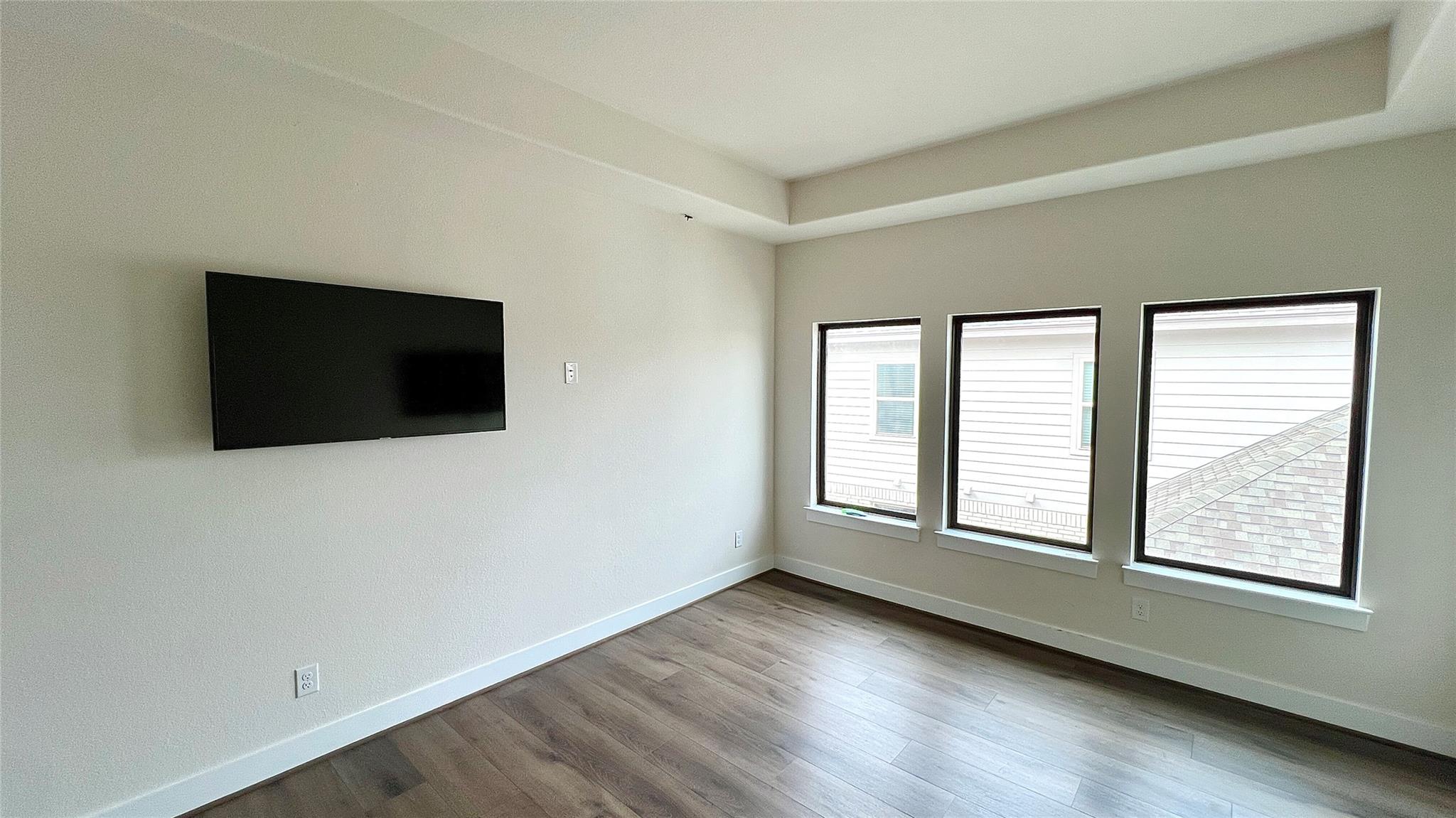 261 Coyote Creek Way, Kyle, TX 78640