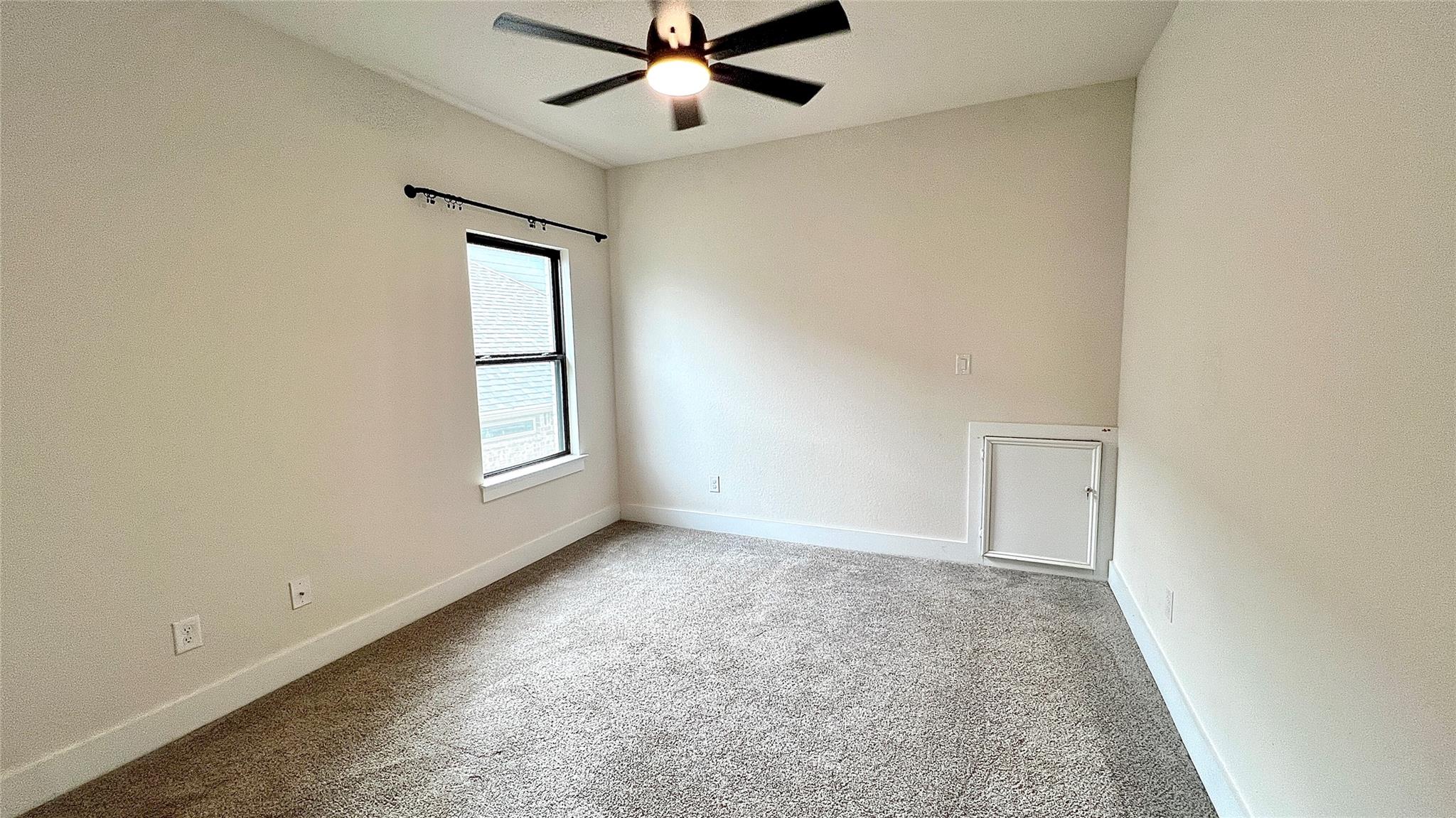 261 Coyote Creek Way, Kyle, TX 78640