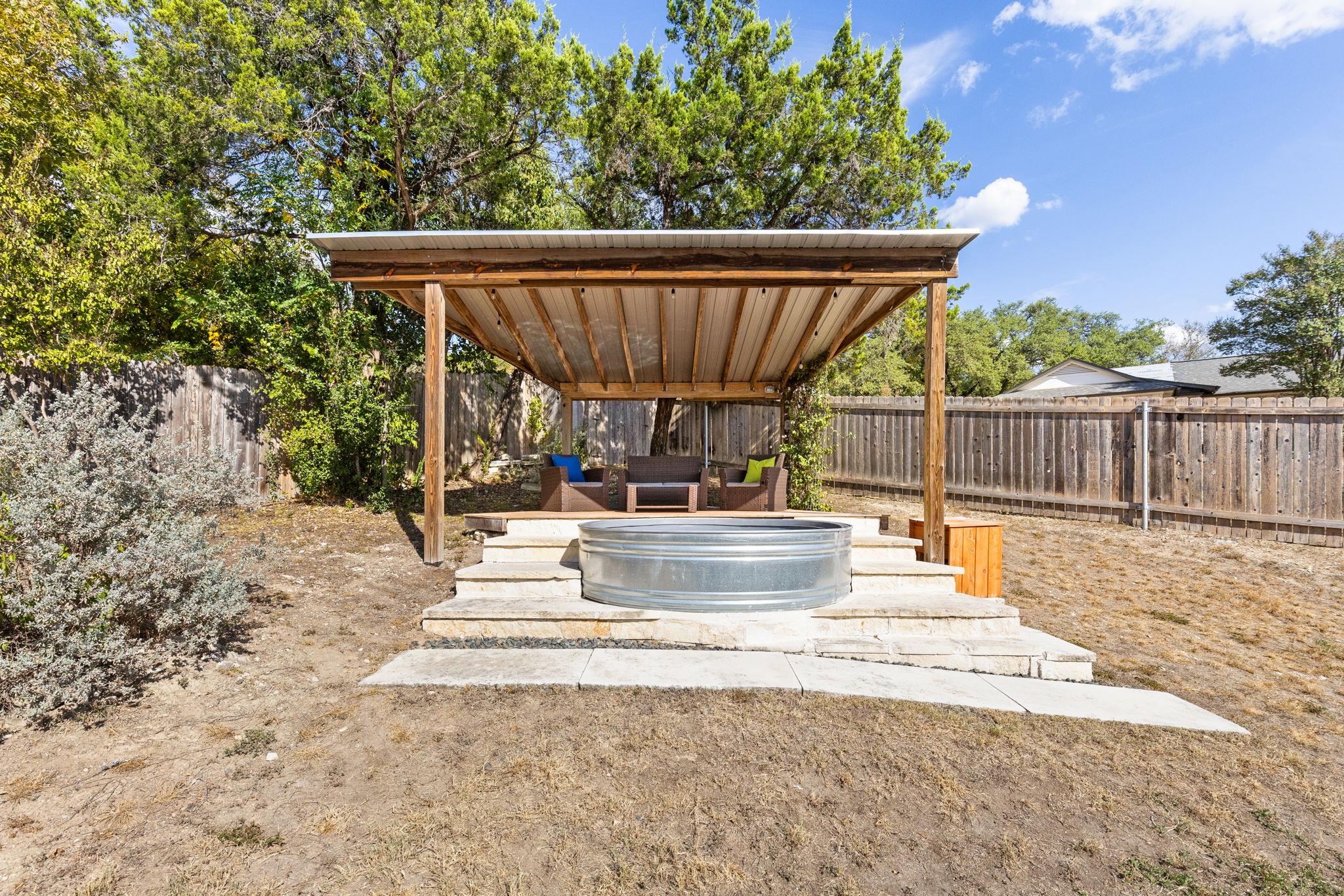 7008 Chinook Dr, Austin, TX 78736