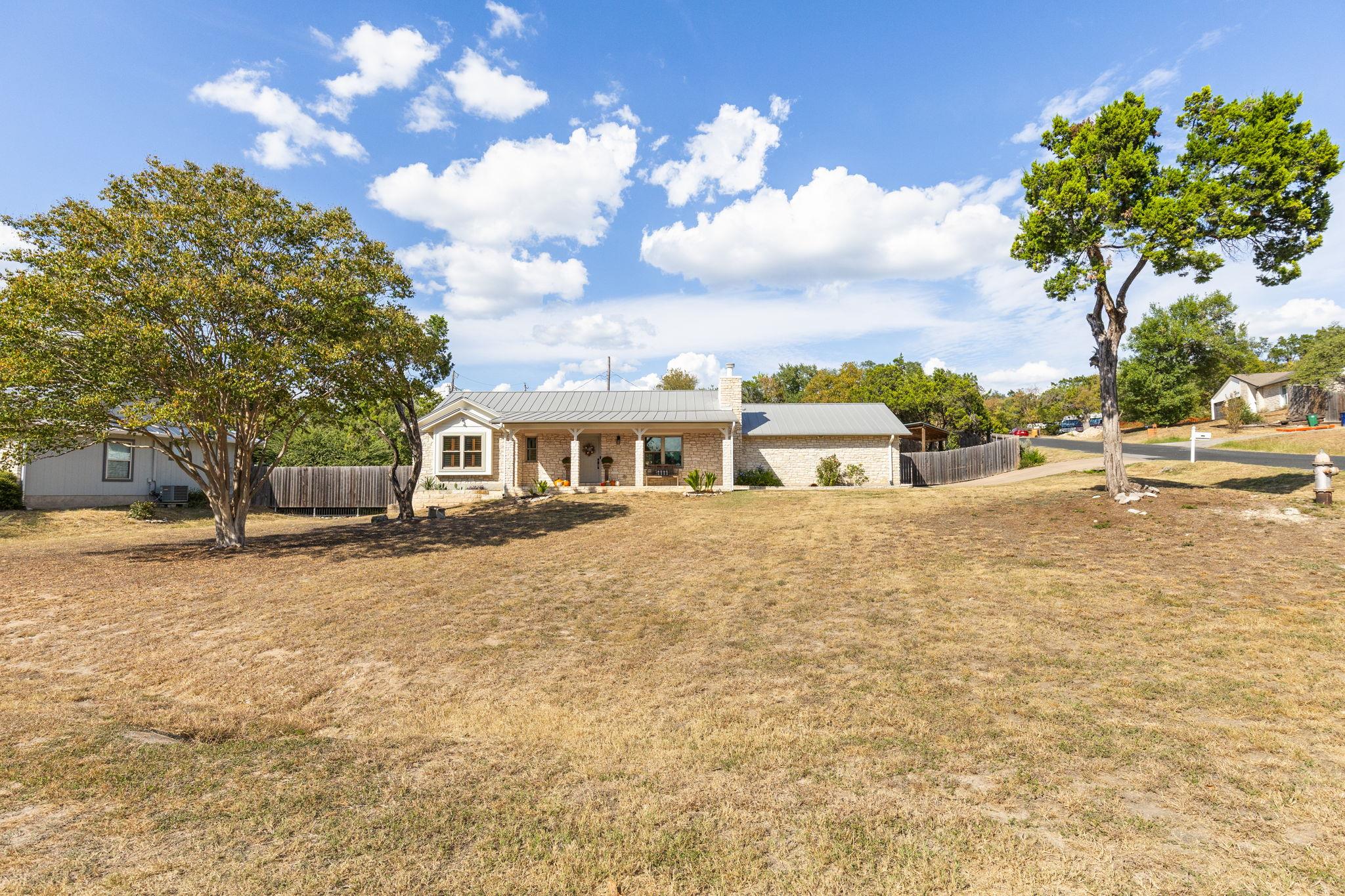 7008 Chinook Dr, Austin, TX 78736