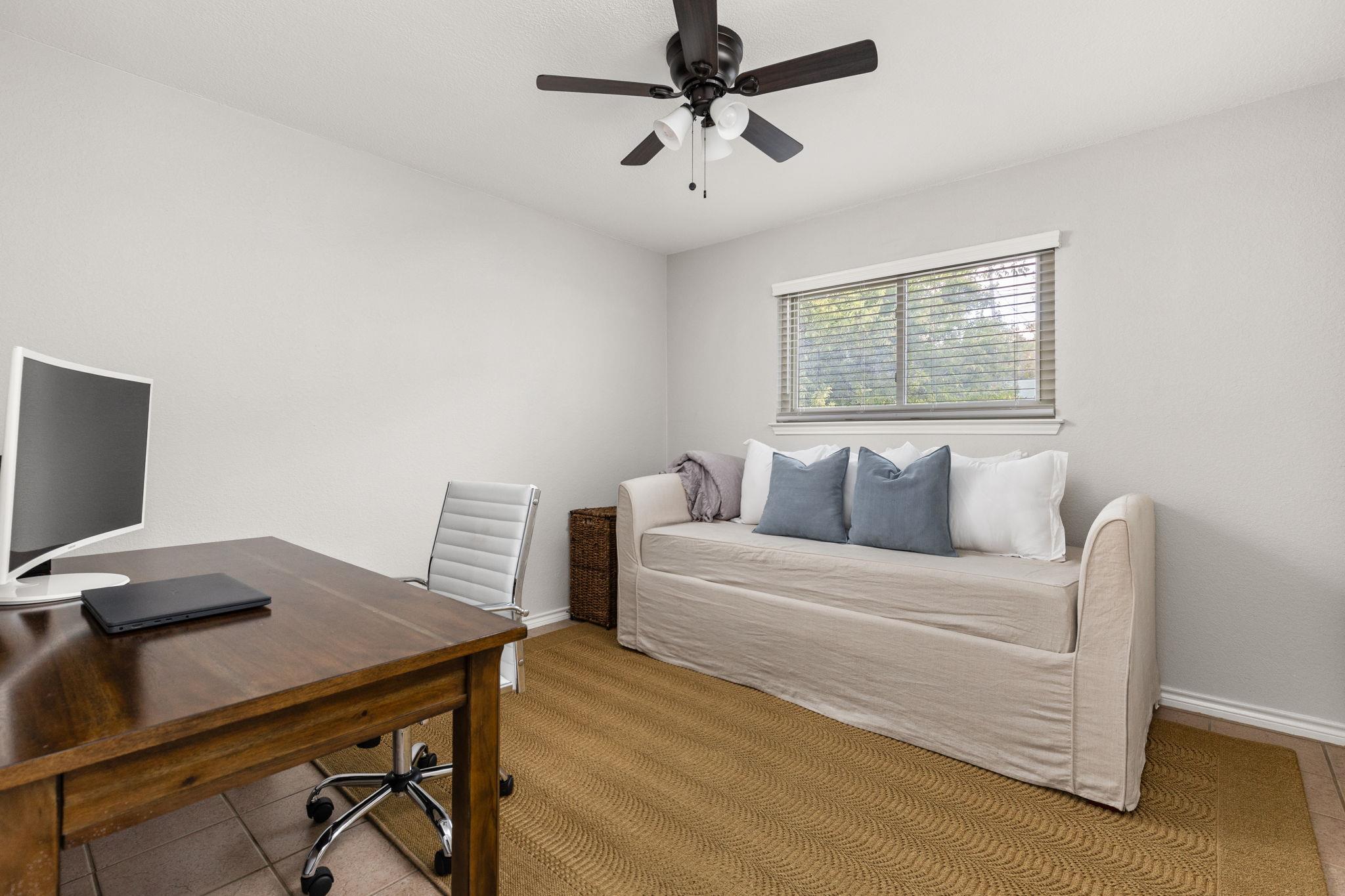 7008 Chinook Dr, Austin, TX 78736