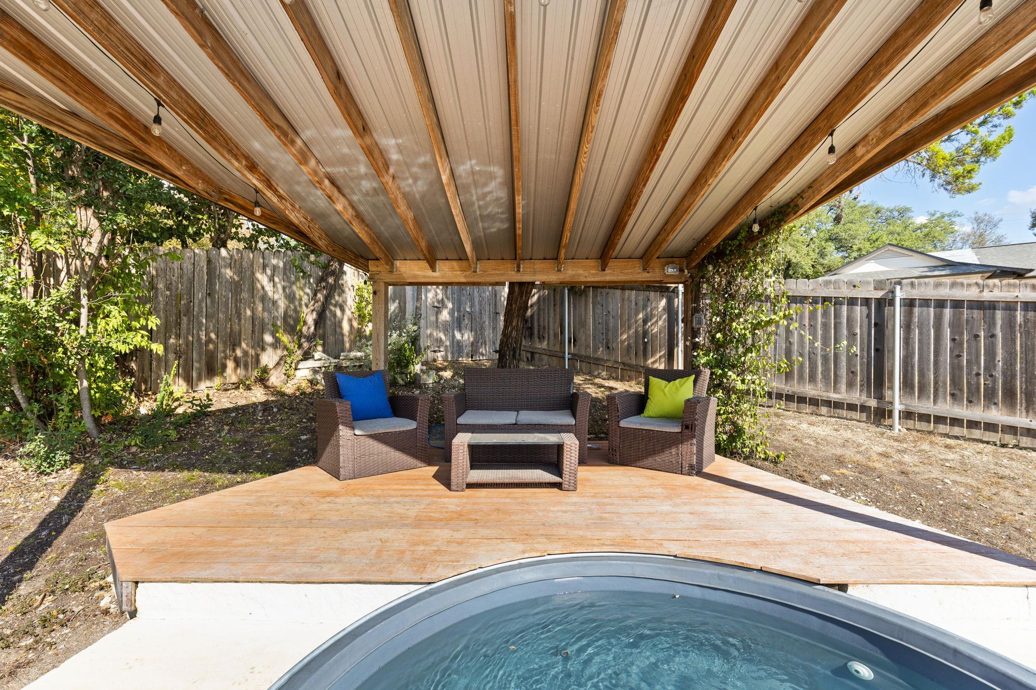 7008 Chinook Dr, Austin, TX 78736