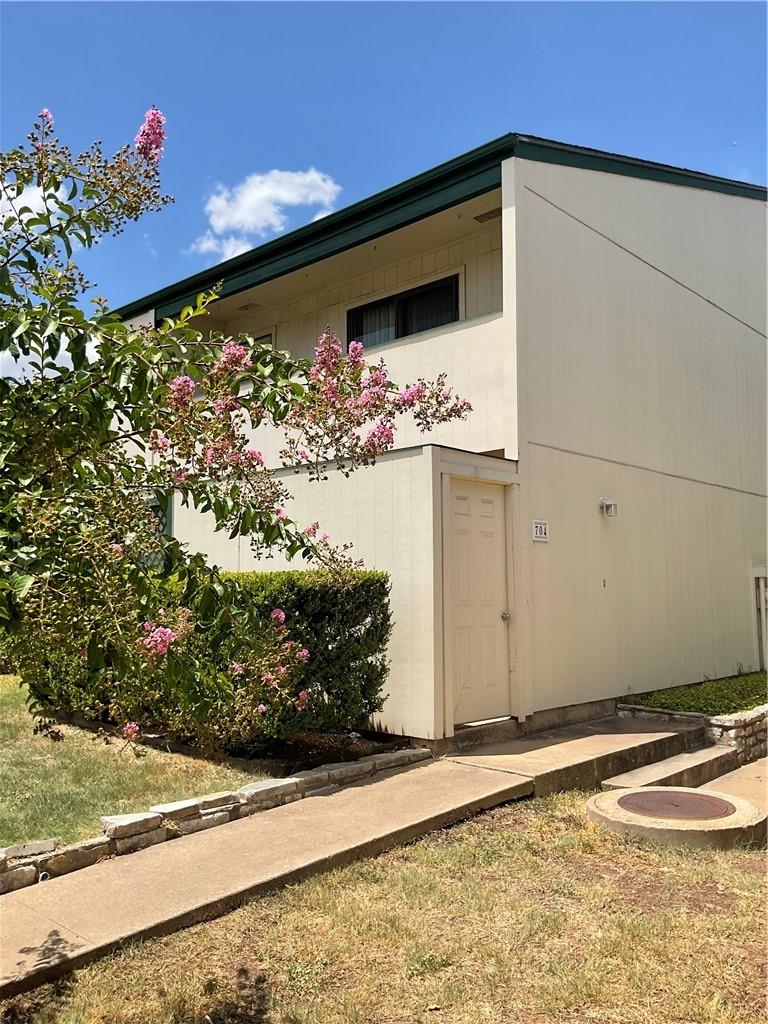 6718 Silvermine Dr # 704, Austin, TX 78736