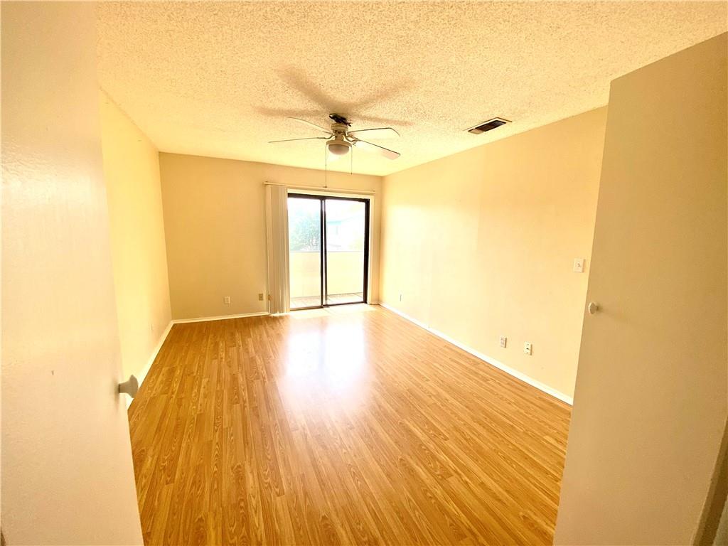 6718 Silvermine Dr # 704, Austin, TX 78736