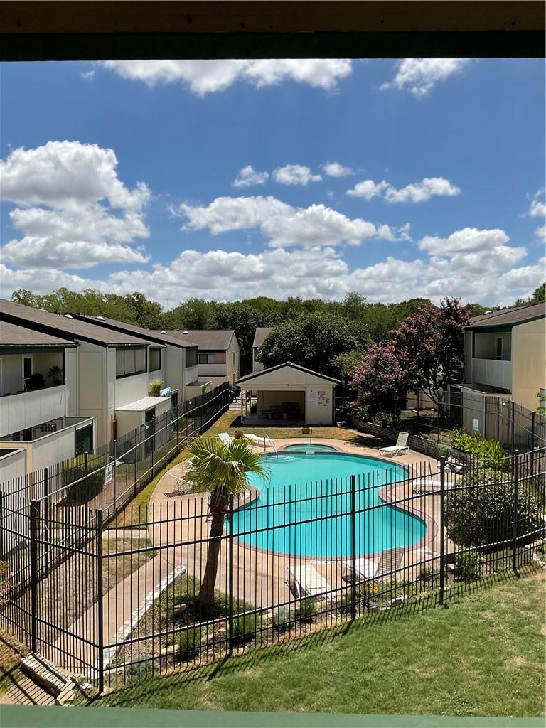 6718 Silvermine Dr # 704, Austin, TX 78736