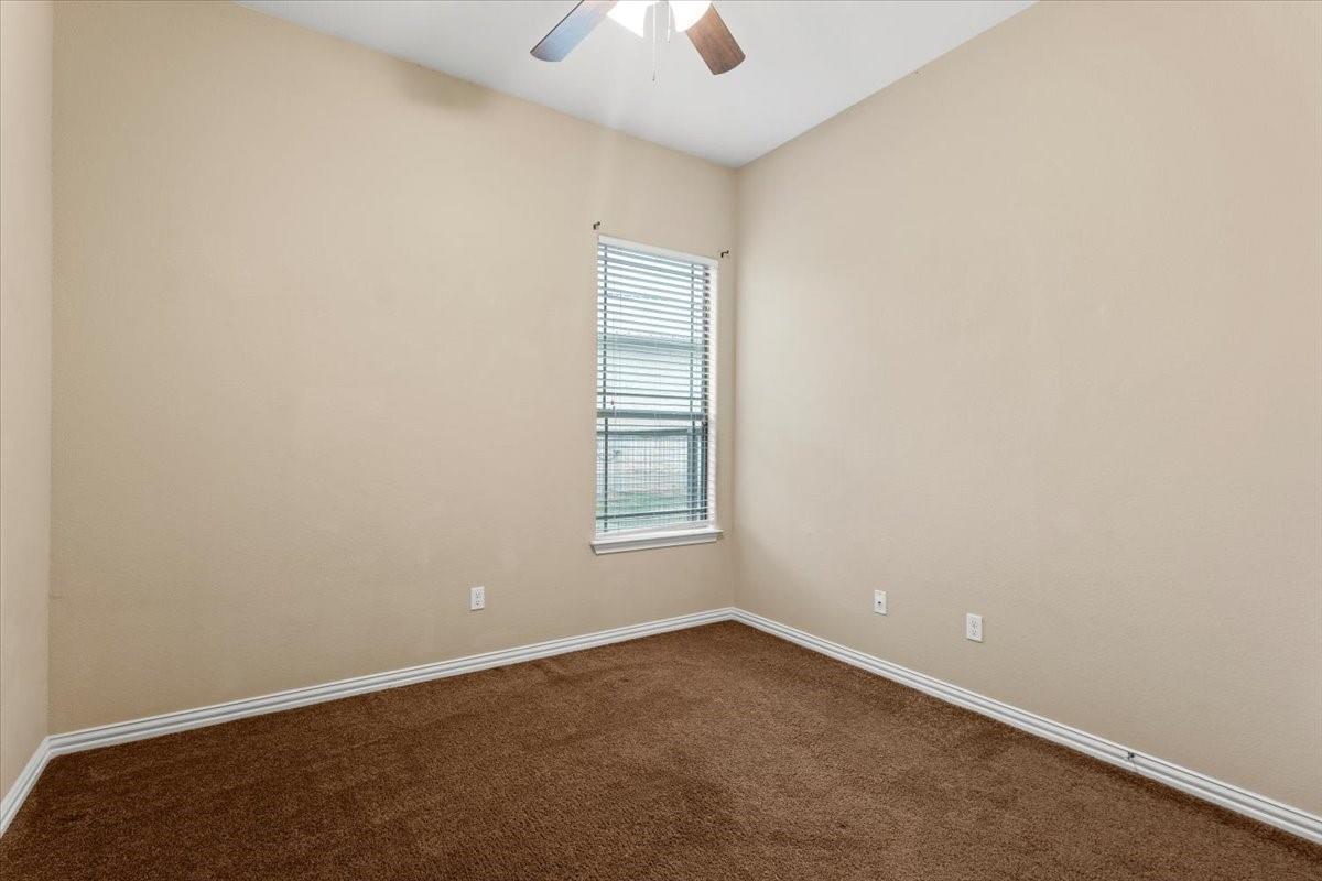 105 Keo Keo Ct, Bastrop, TX 78602