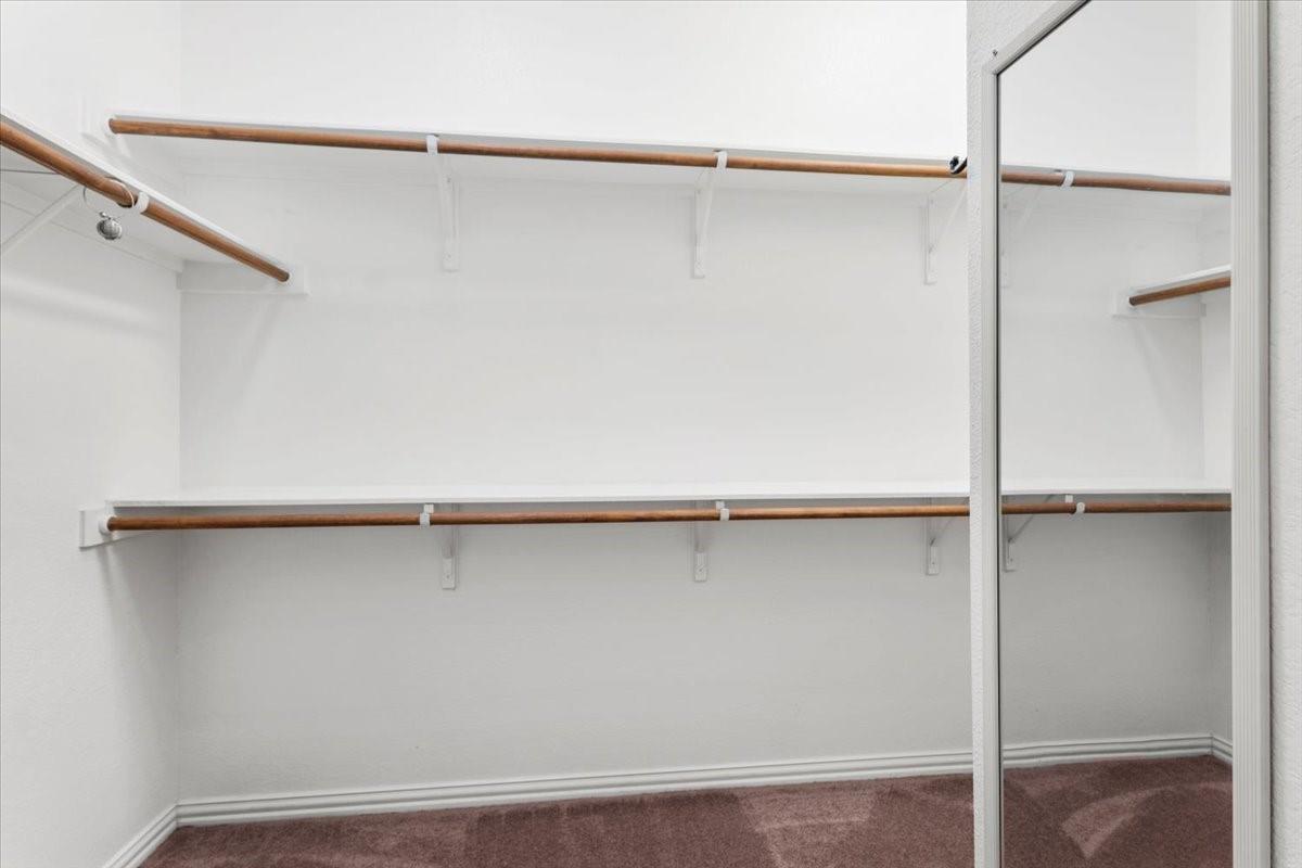 105 Keo Keo Ct, Bastrop, TX 78602