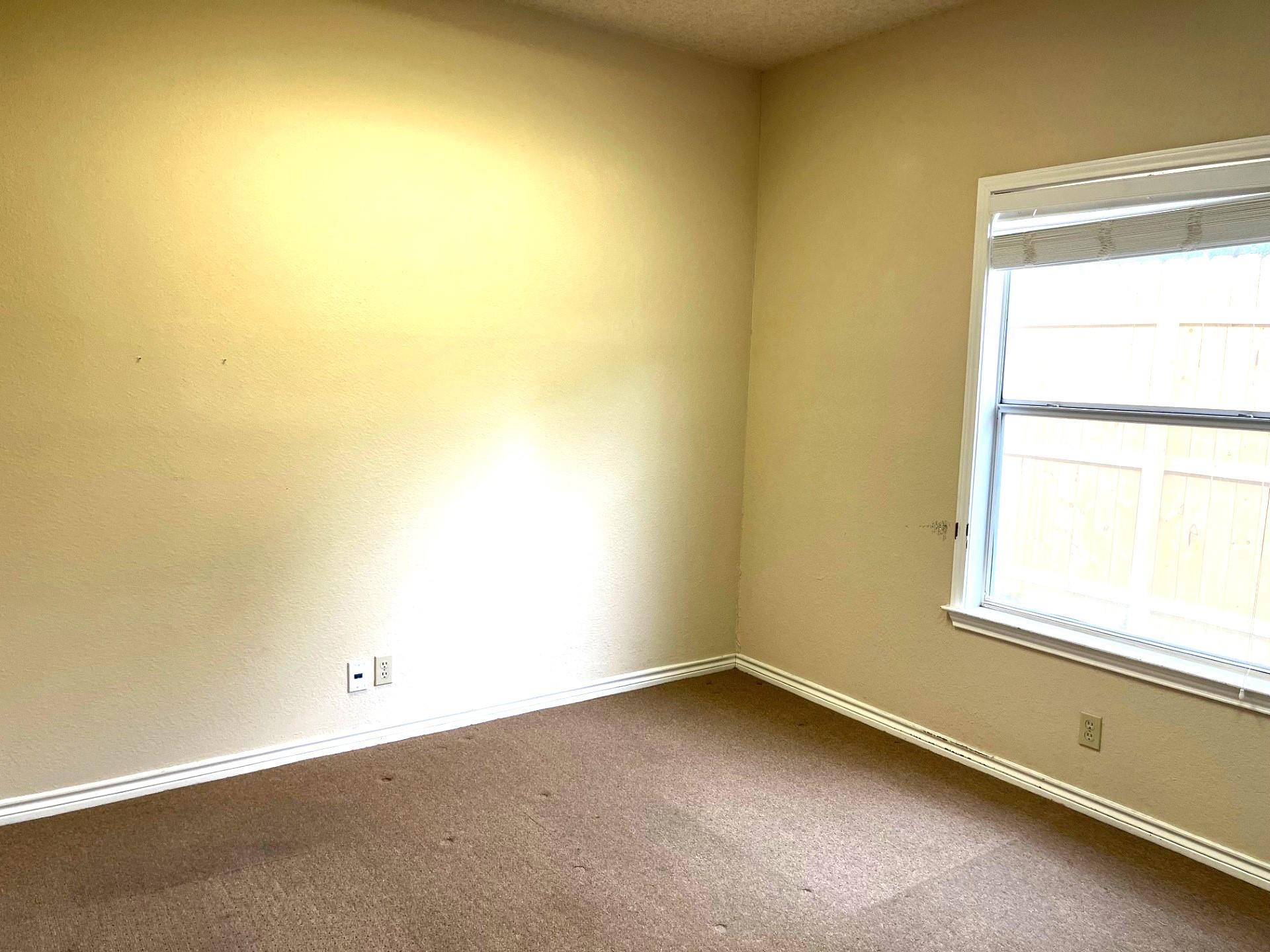 1915 S Austin Ave # 111, Georgetown, TX 78626