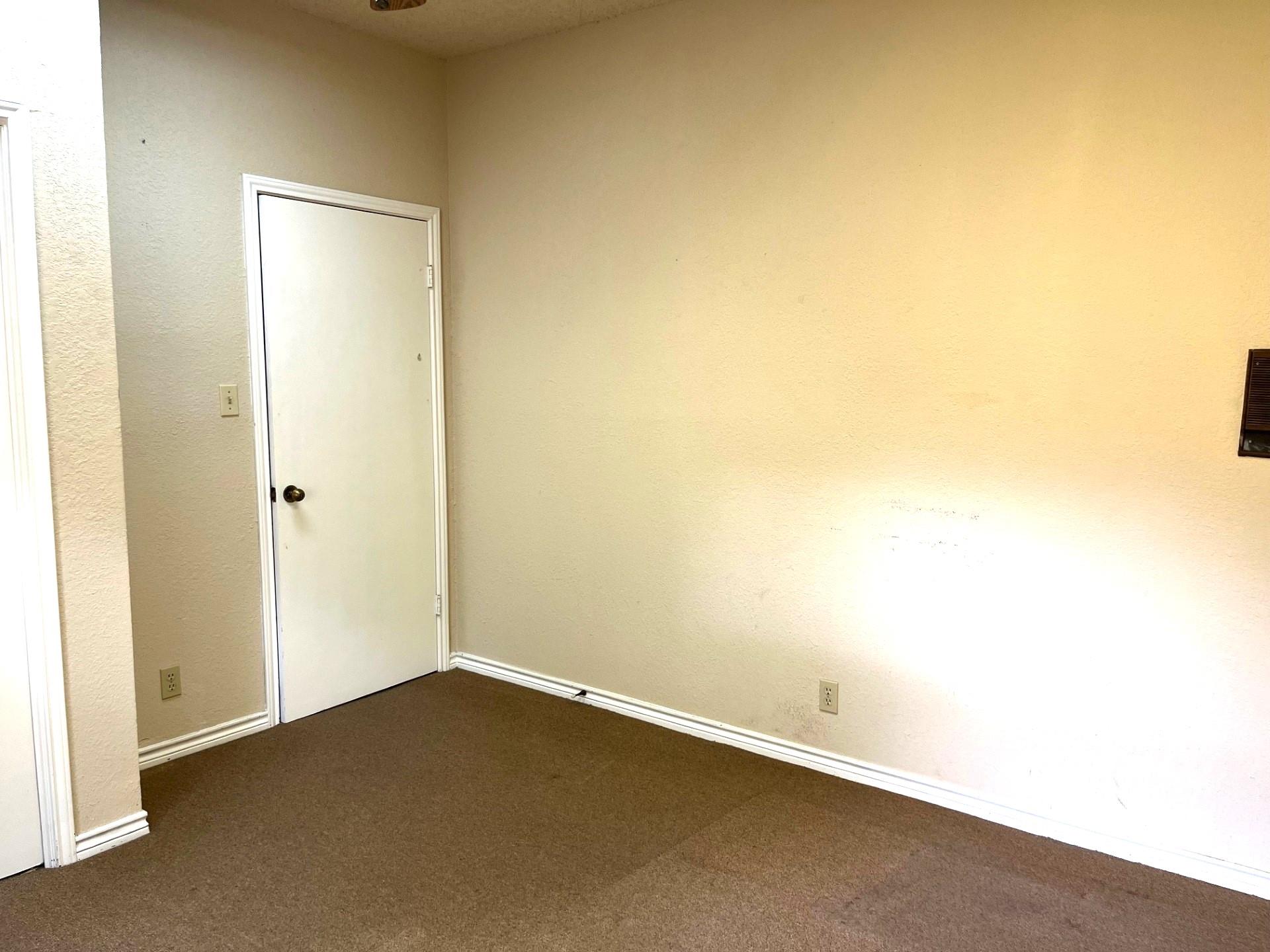 1915 S Austin Ave # 111, Georgetown, TX 78626