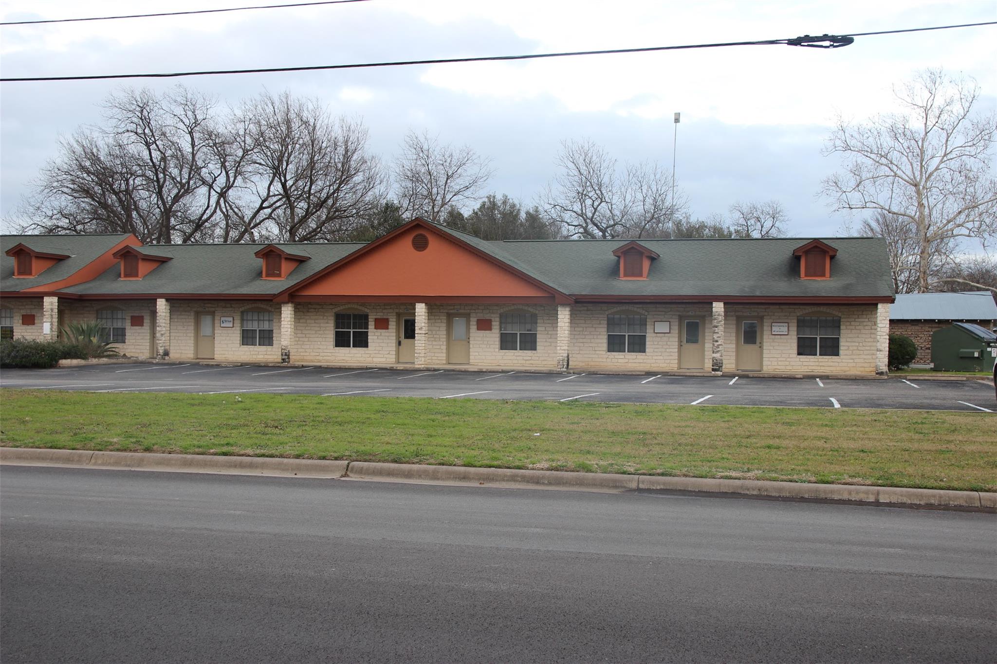 1915 S Austin Ave # 111, Georgetown, TX 78626