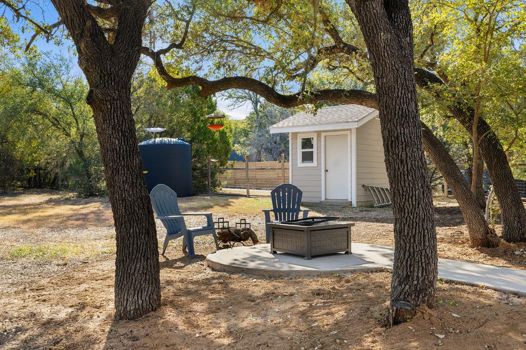 126 County Road 420 Rd, Spicewood, TX 78669