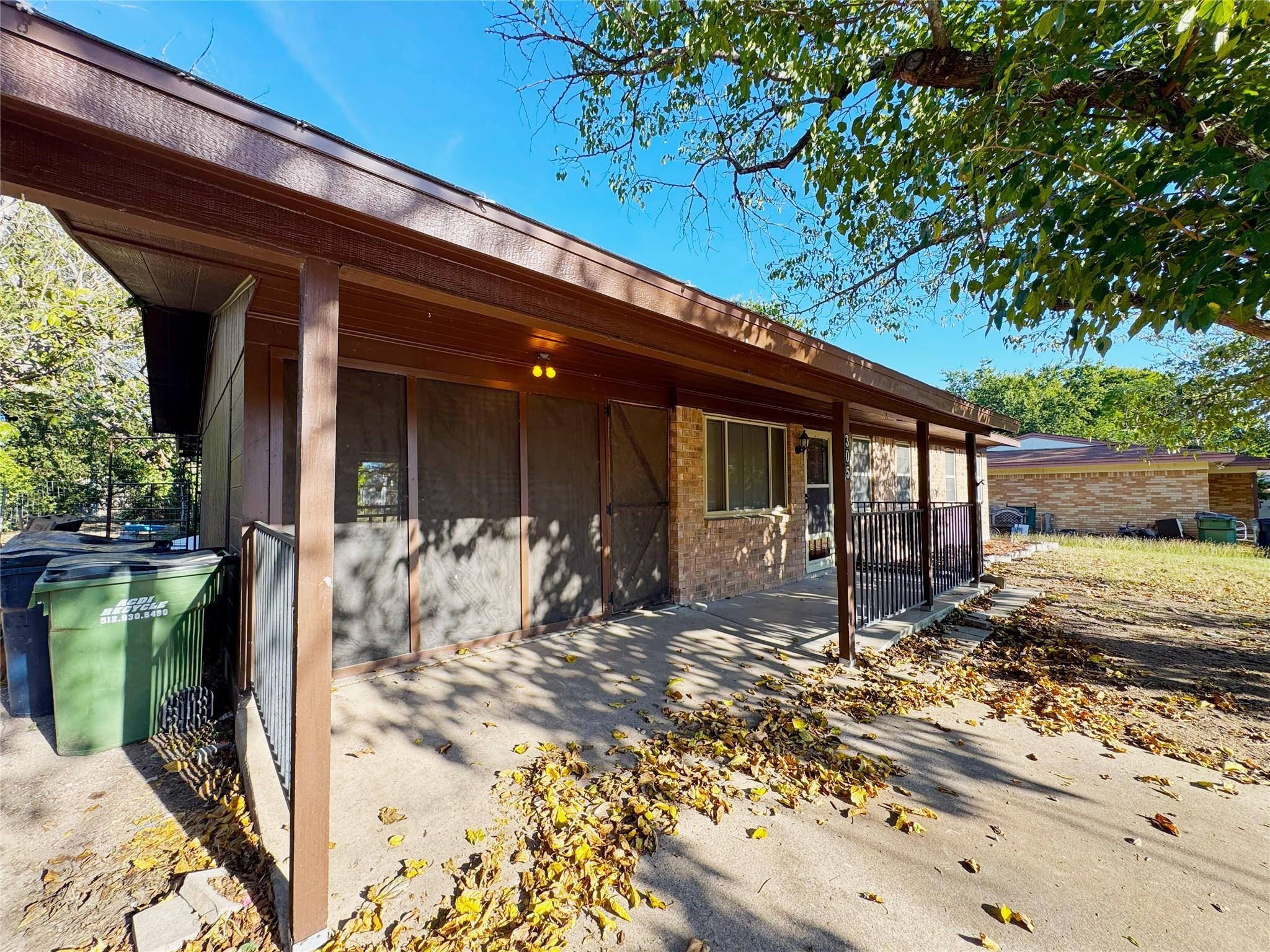 305 Highland Dr, Burnet, TX 78611