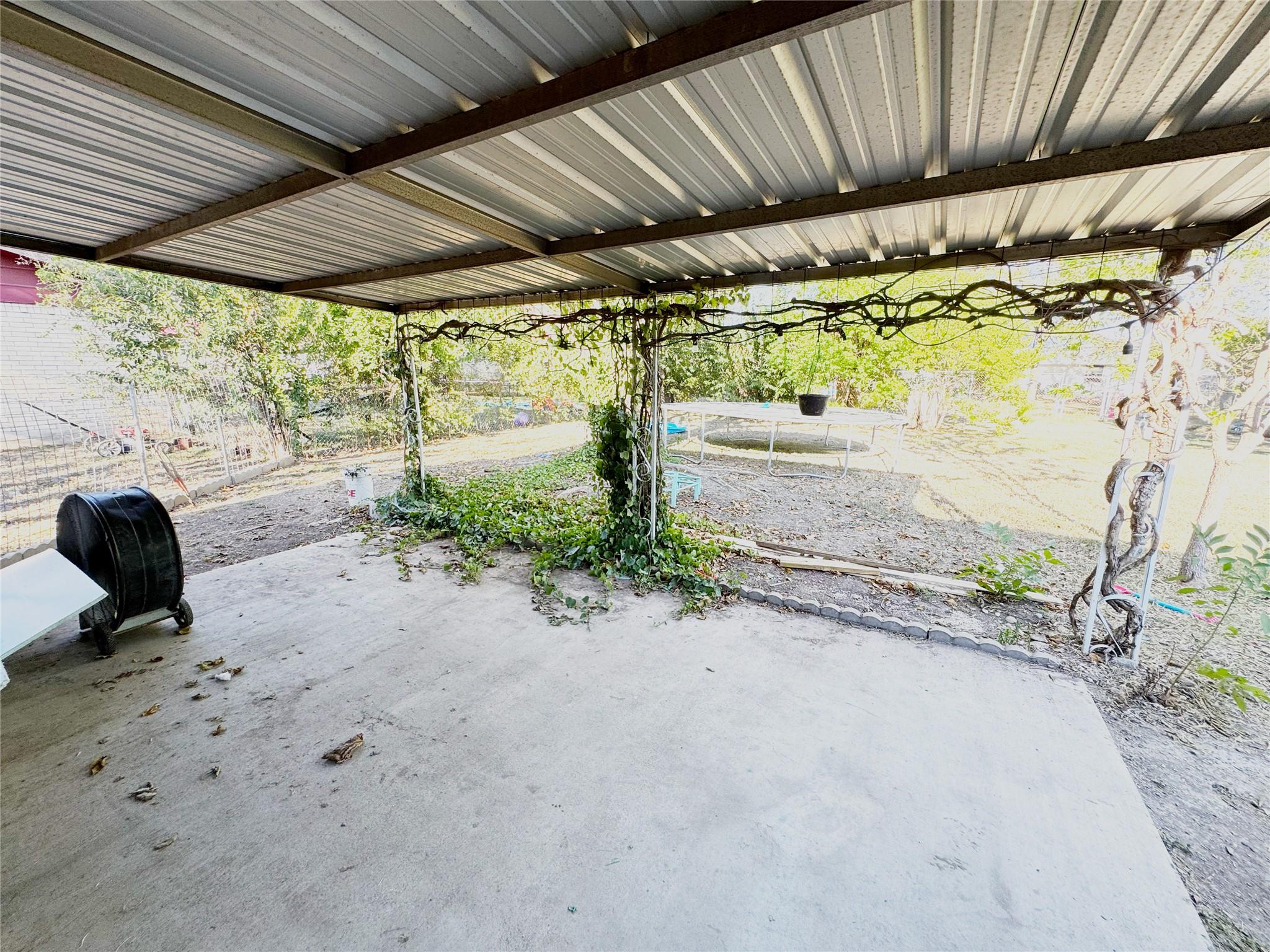 305 Highland Dr, Burnet, TX 78611