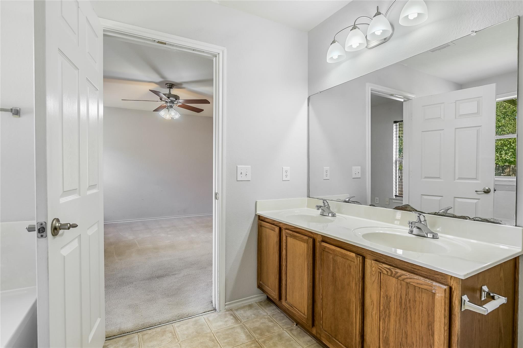 9005 Sun Shower Bnd, Austin, TX 78724