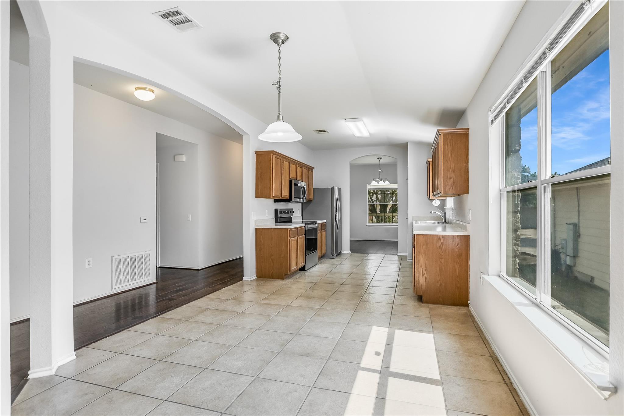 9005 Sun Shower Bnd, Austin, TX 78724