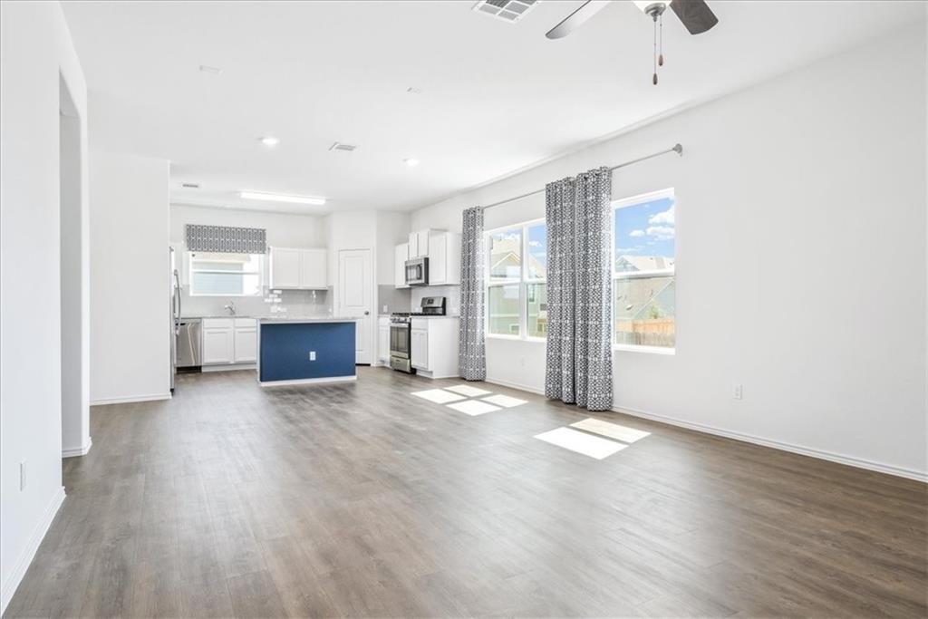 105 Wind Flower Ln, Liberty Hill, TX 78642