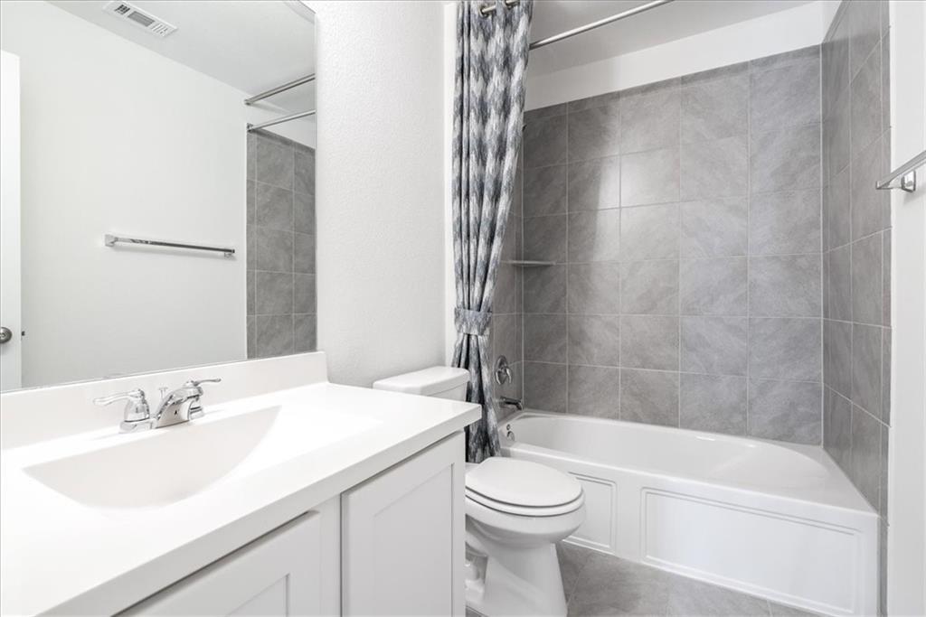 105 Wind Flower Ln, Liberty Hill, TX 78642