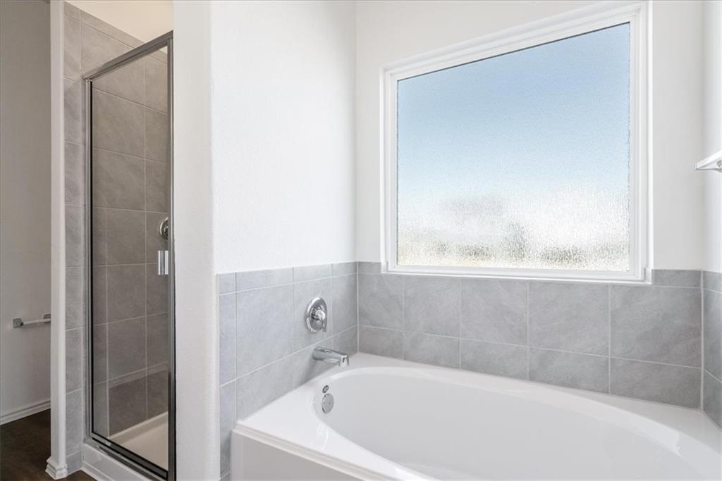 105 Wind Flower Ln, Liberty Hill, TX 78642