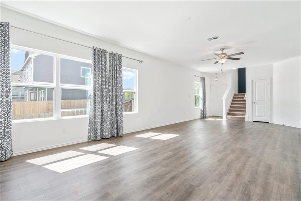 105 Wind Flower Ln, Liberty Hill, TX 78642