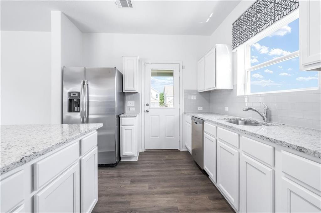 105 Wind Flower Ln, Liberty Hill, TX 78642