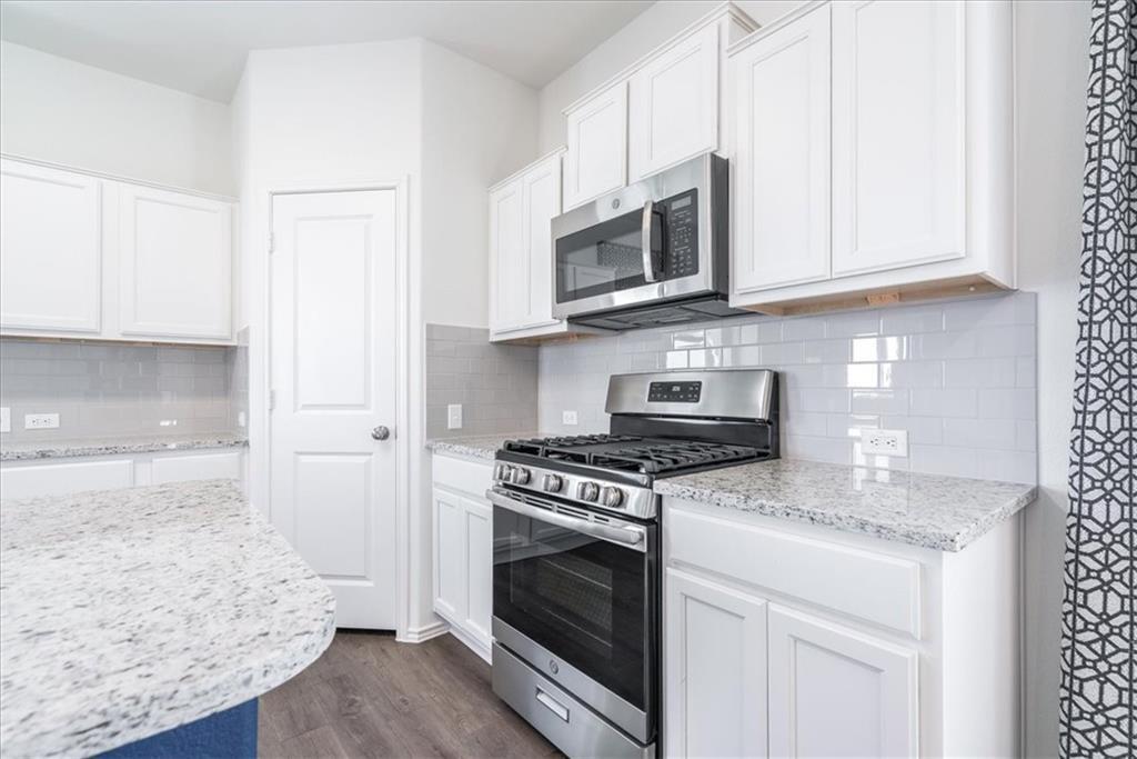 105 Wind Flower Ln, Liberty Hill, TX 78642