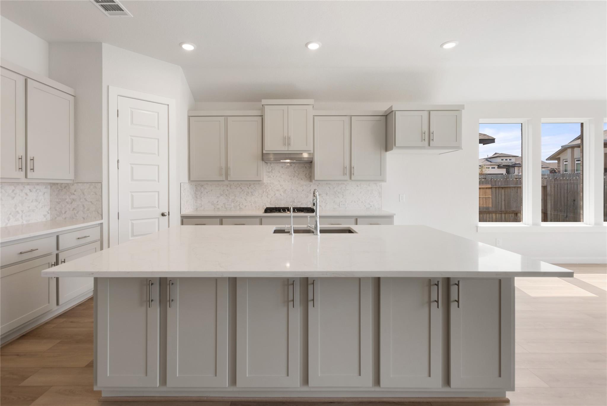 609 Borchers Ave, New Braunfels, TX 78132