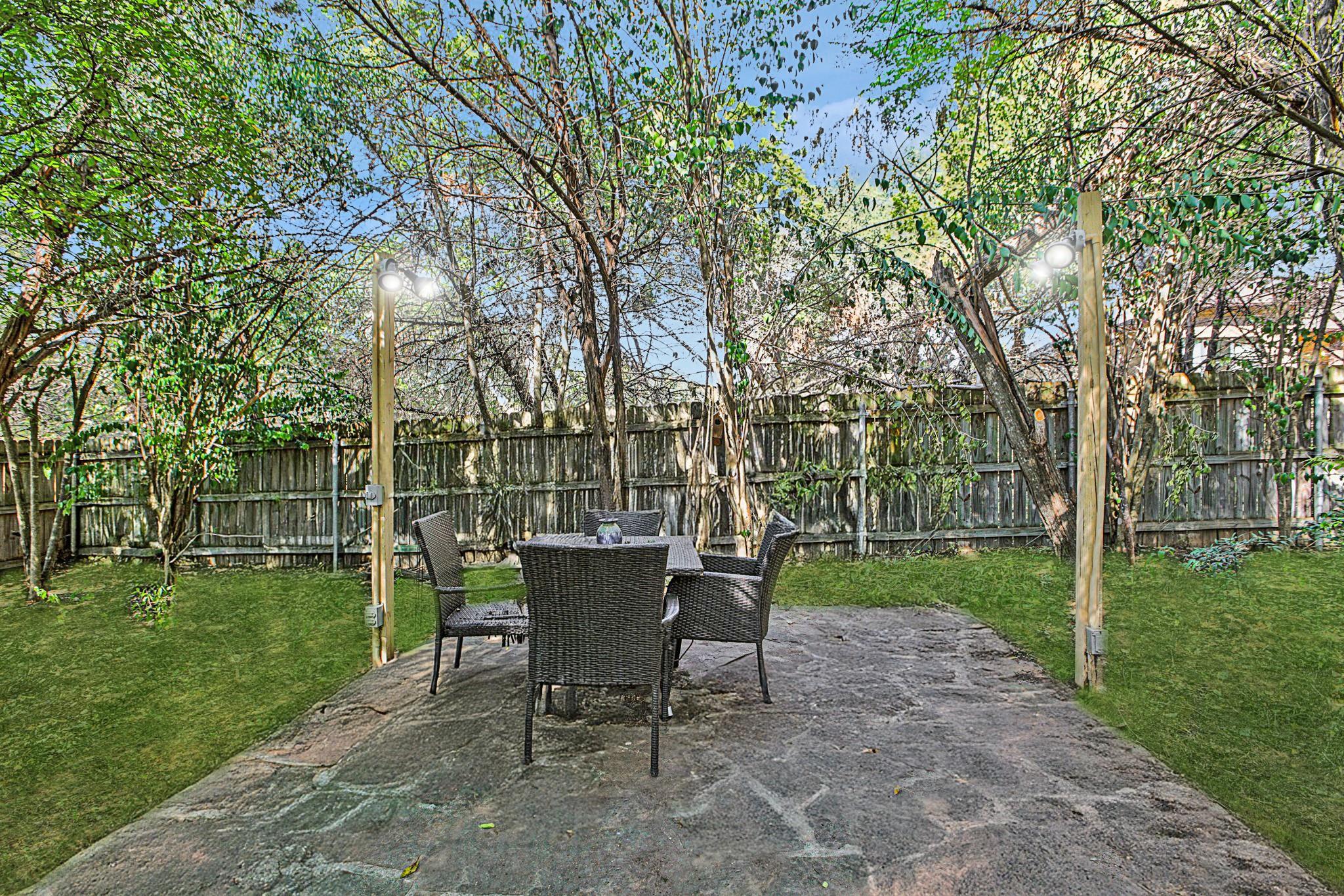 7 WOODVIEW Ct, Wimberley, TX 78676