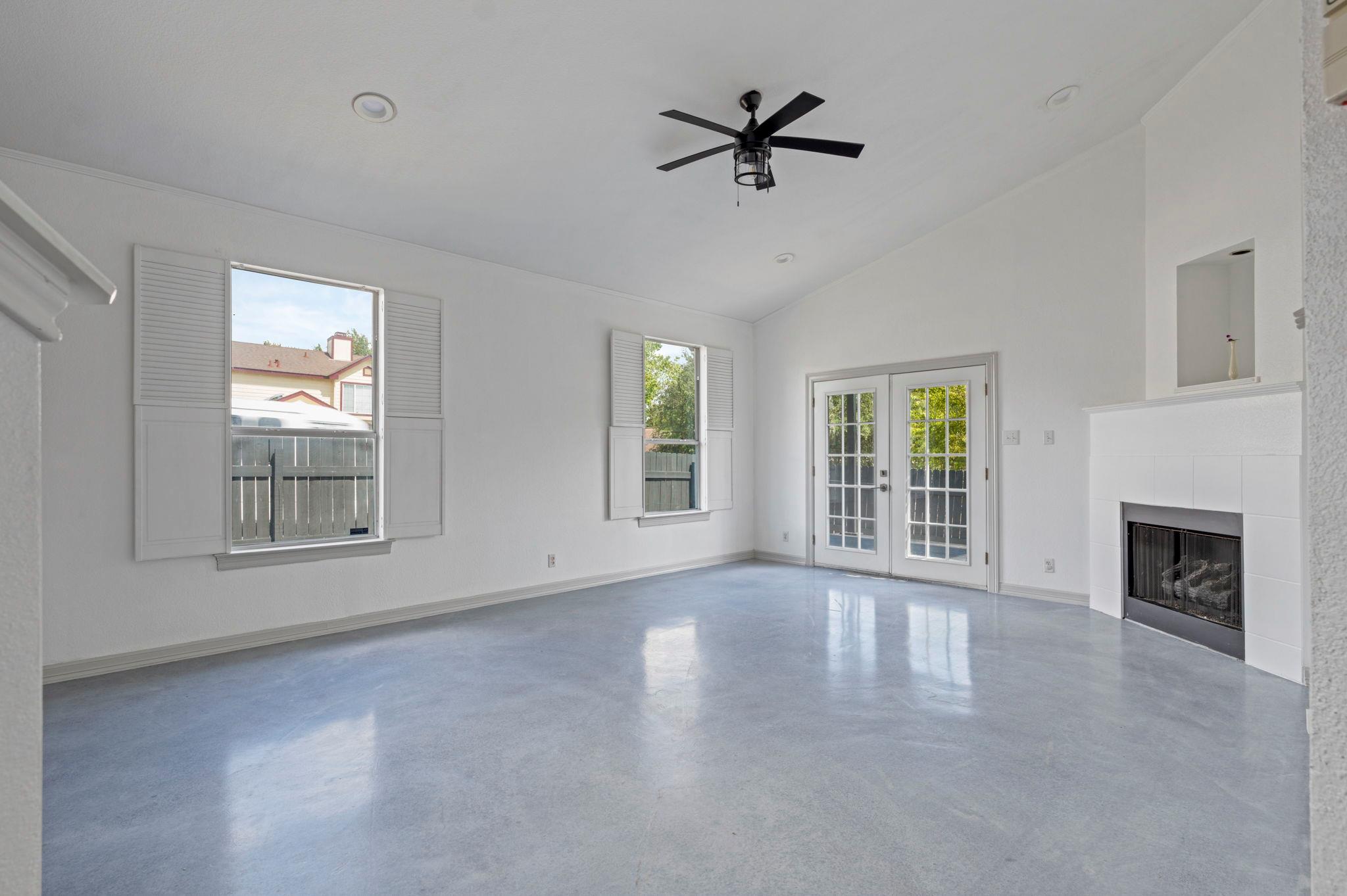 8401 Longview Rd, Austin, TX 78745