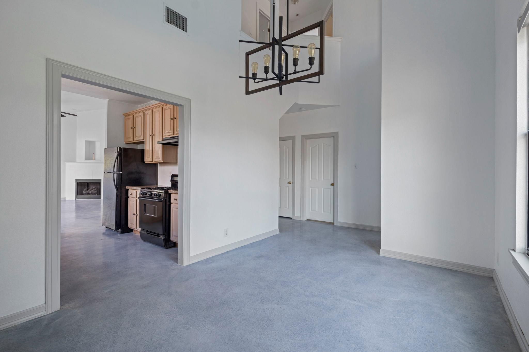 8401 Longview Rd, Austin, TX 78745