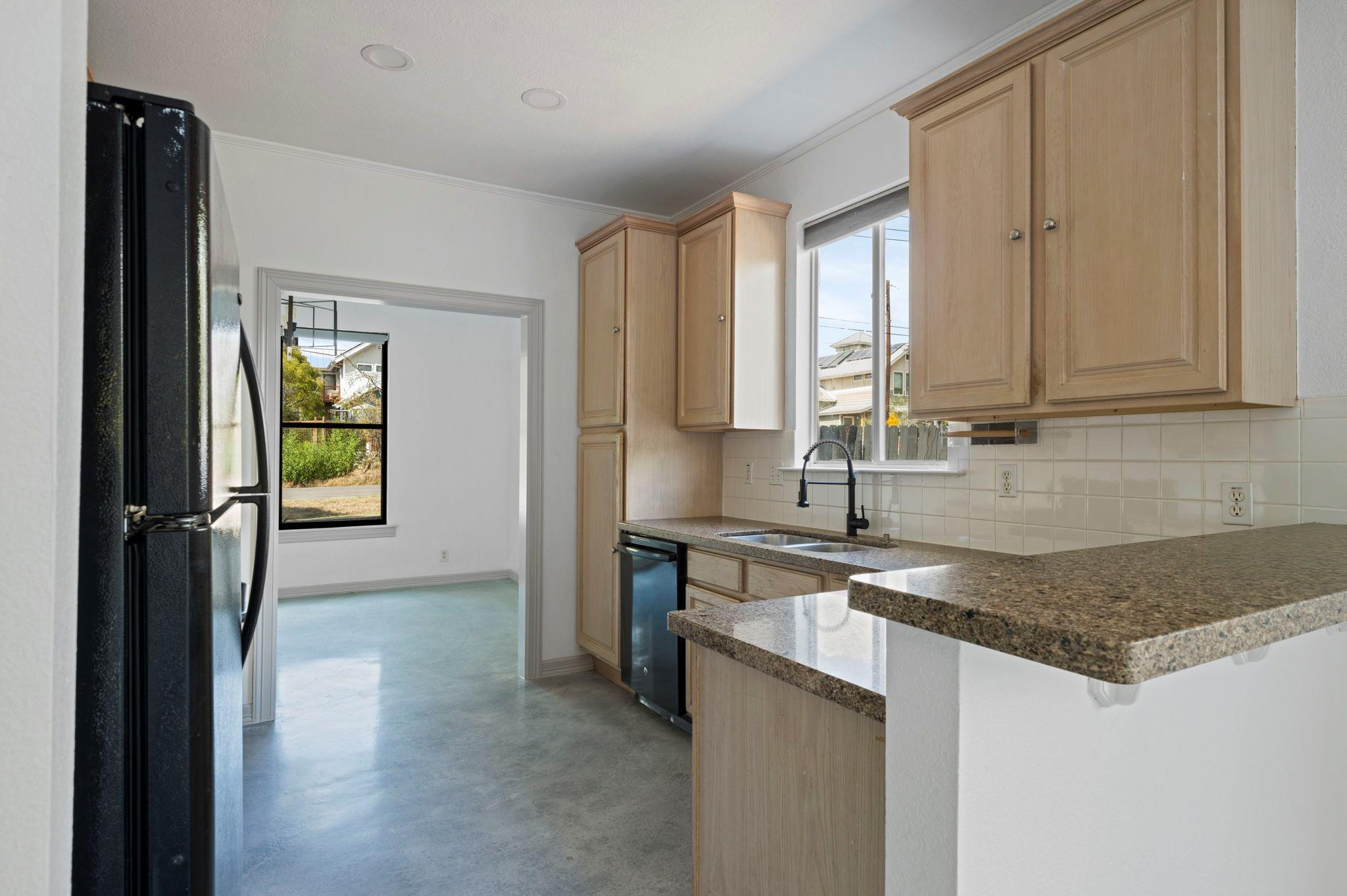 8401 Longview Rd, Austin, TX 78745