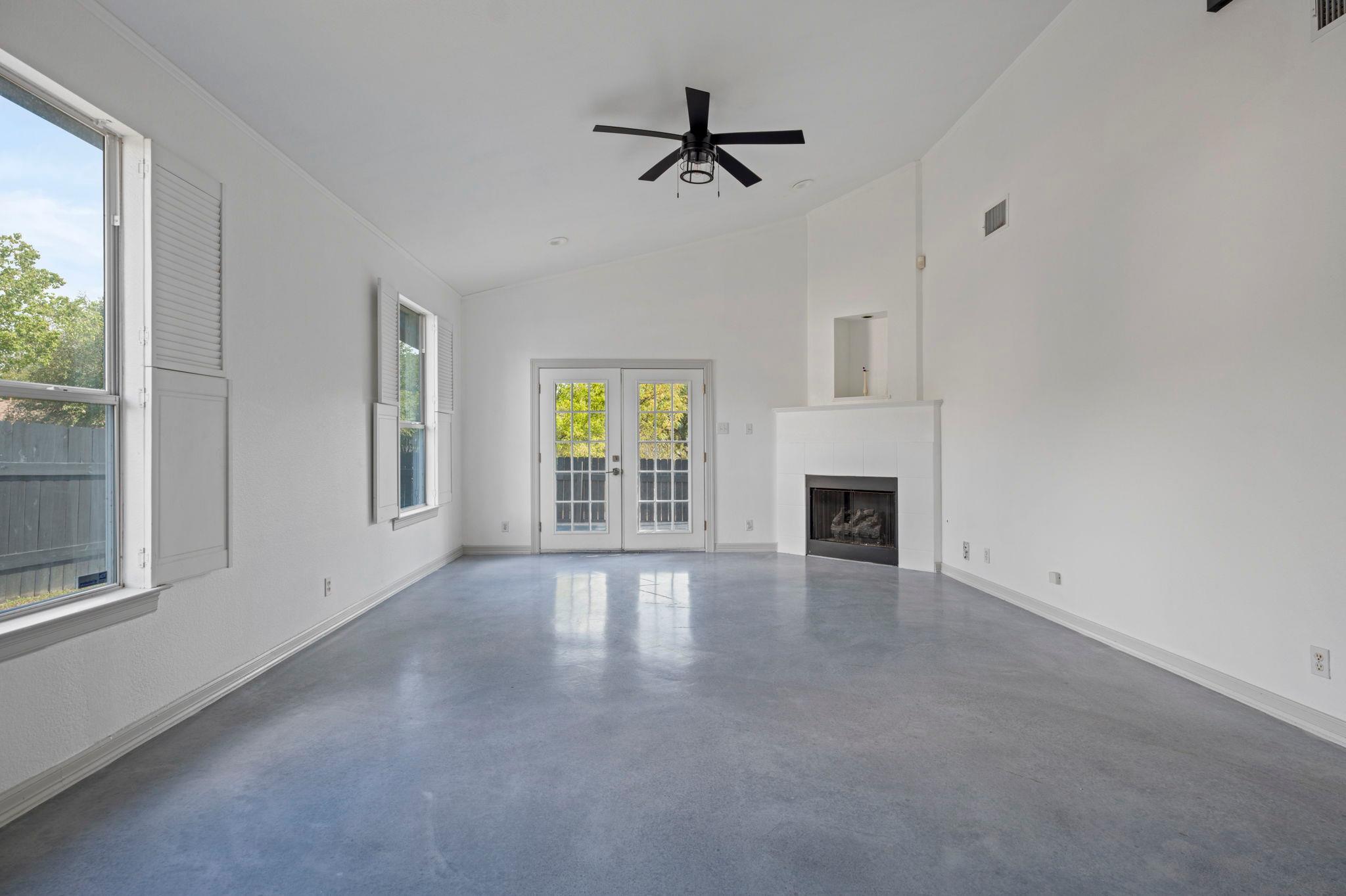 8401 Longview Rd, Austin, TX 78745