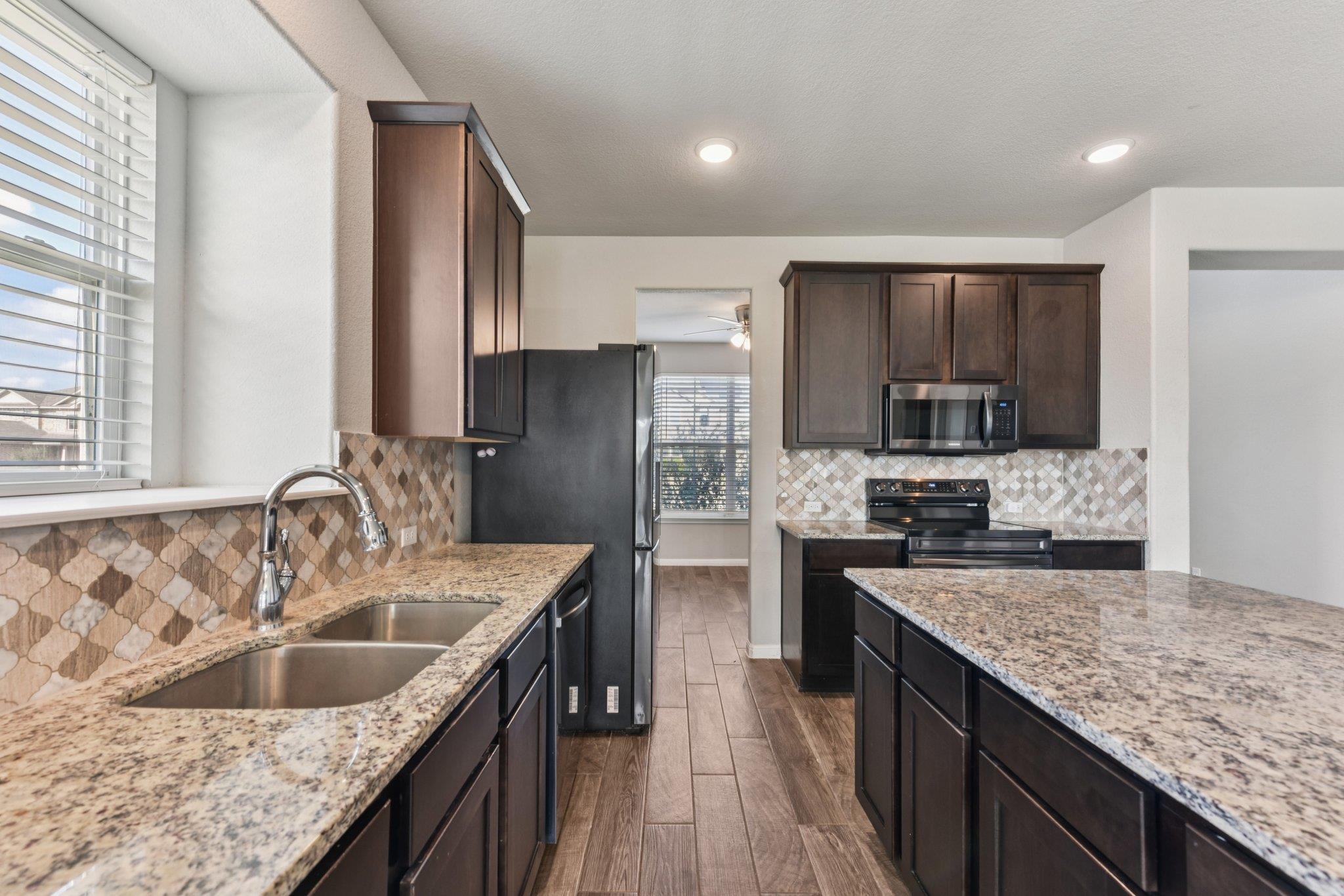 19101 Scoria Dr, Pflugerville, TX 78660