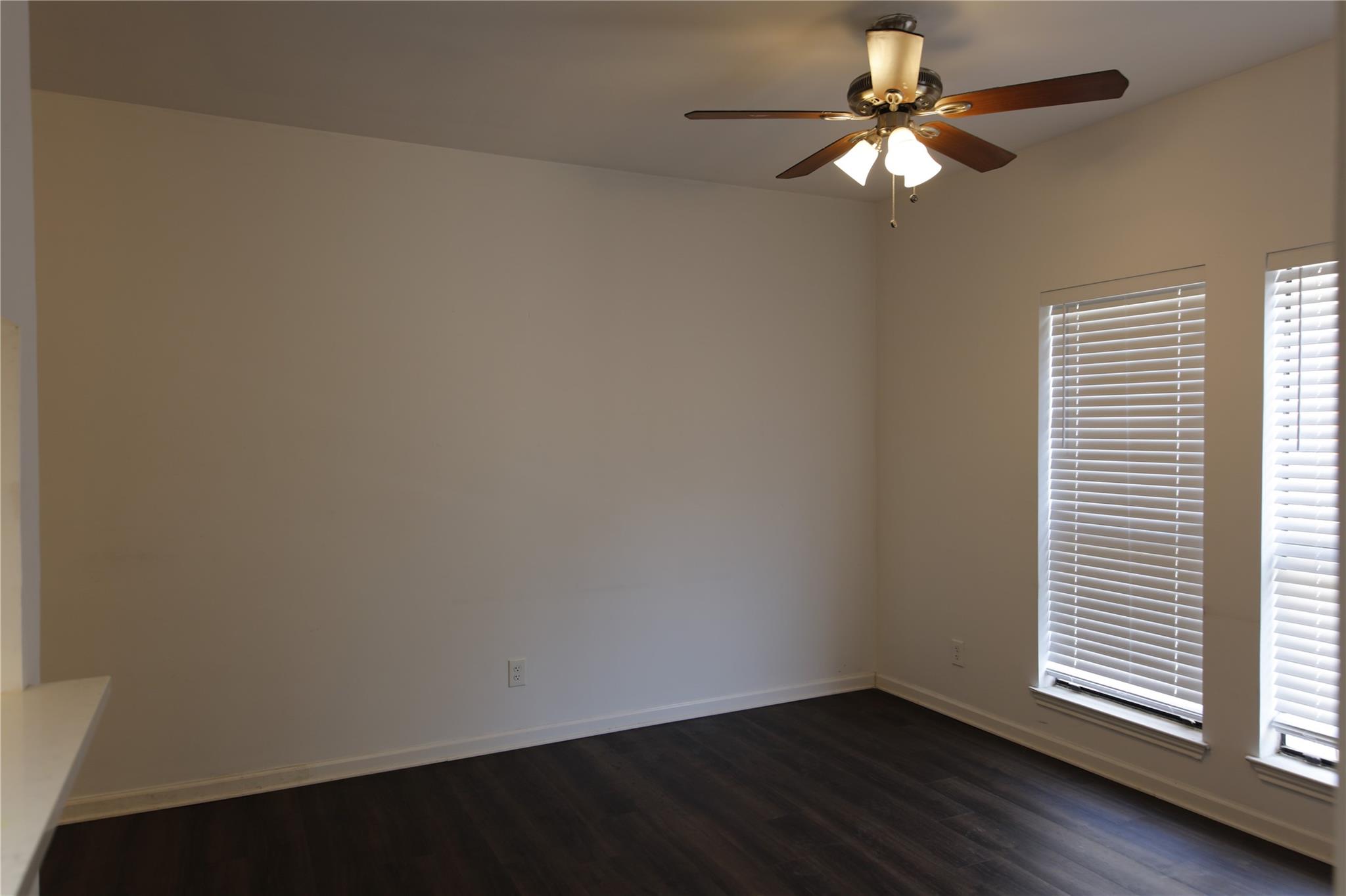 2706 Salado St # 204, Austin, TX 78705