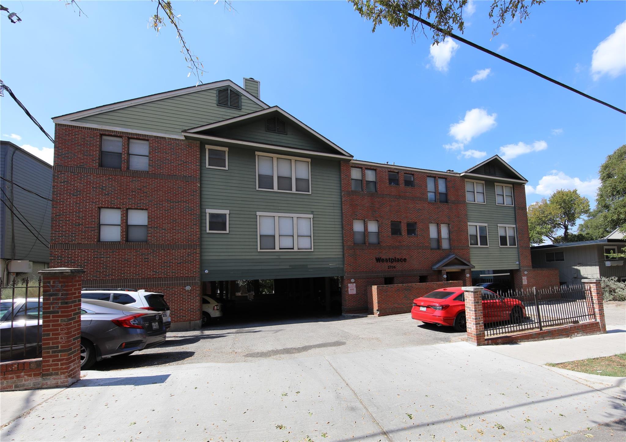 2706 Salado St # 204, Austin, TX 78705